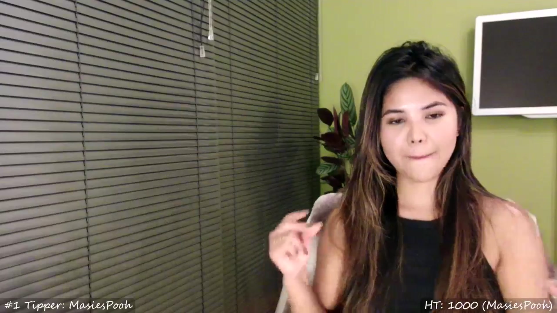 Gallery image thumbnail from MissMasie's myfreecams stream on, 04/05/2024, 20:33 image 9 of 20