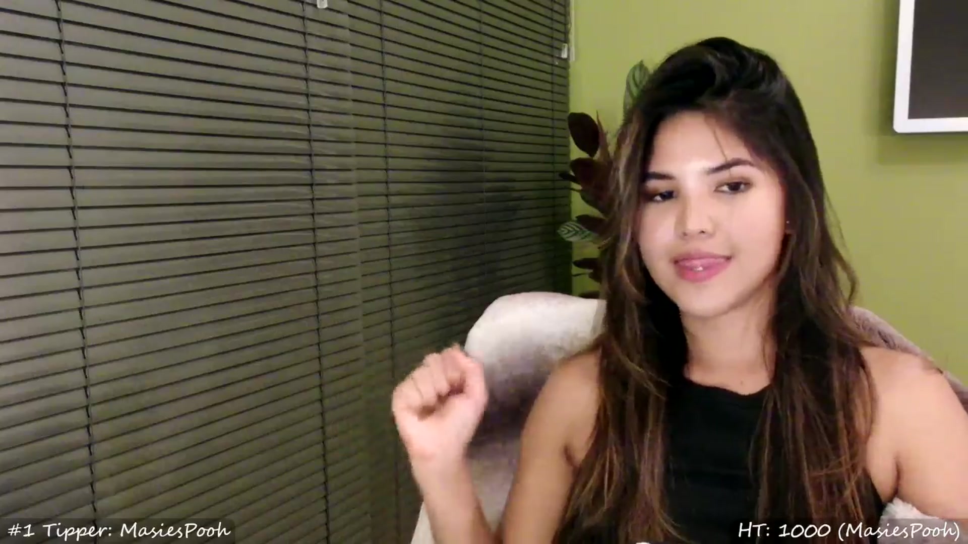 Gallery image thumbnail from MissMasie's myfreecams stream on, 04/05/2024, 20:33 image 17 of 20