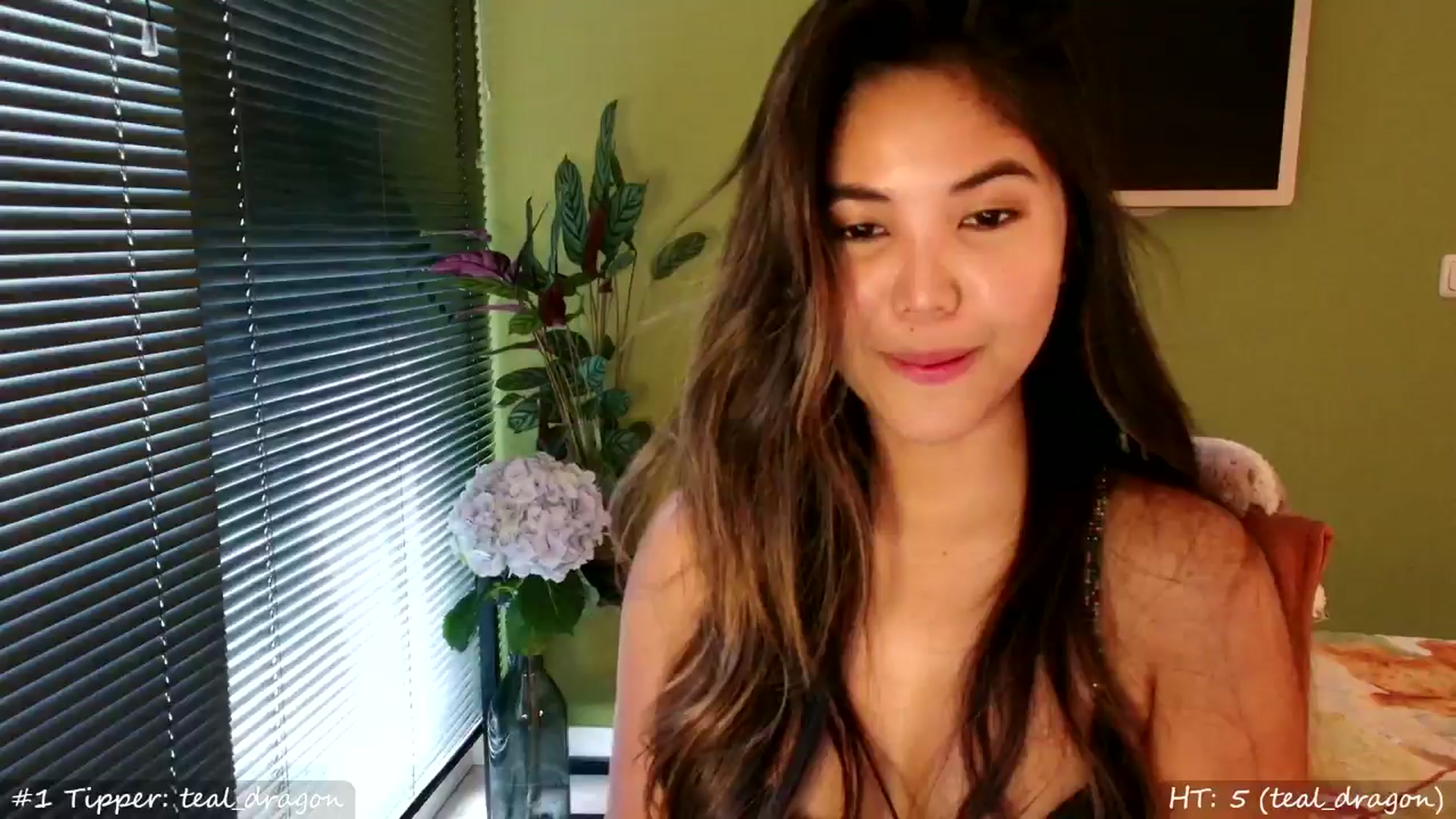 Gallery image thumbnail from MissMasie's myfreecams stream on, 06/15/2024, 23:34 image 1 of 20