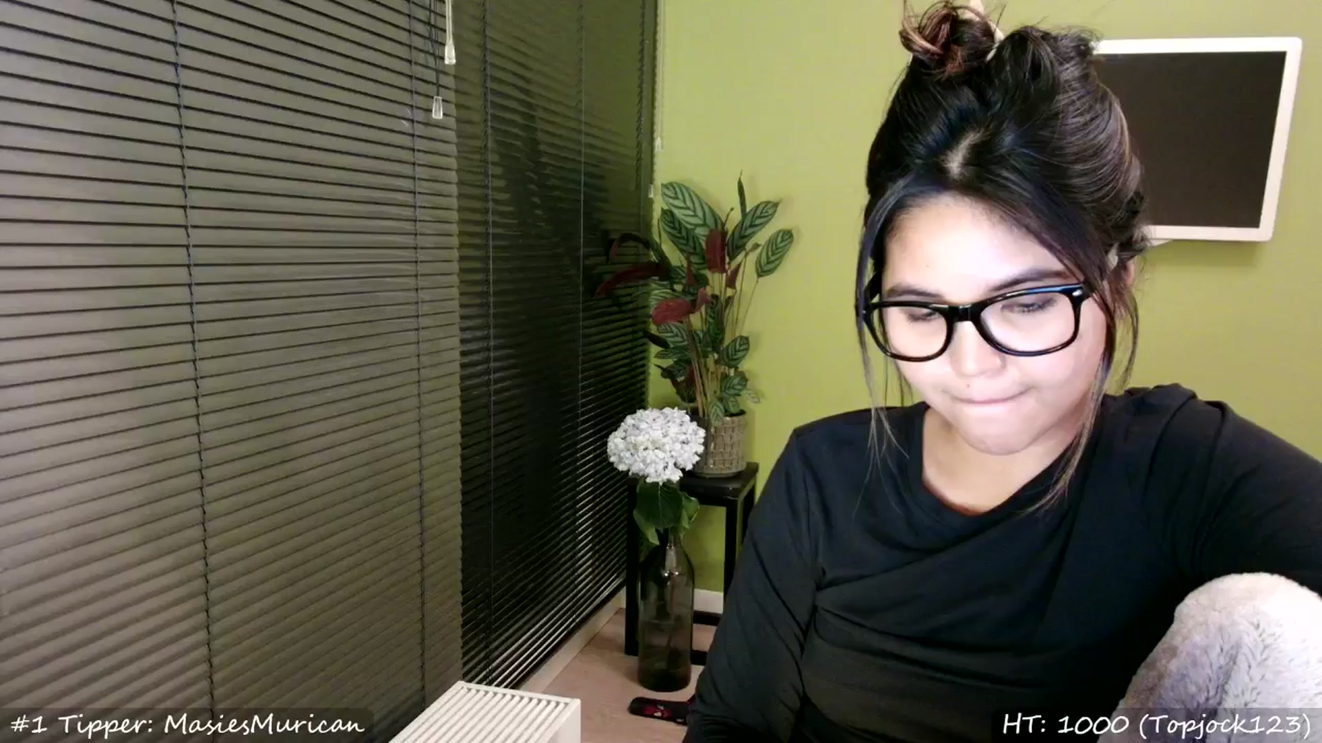 Gallery image thumbnail from MissMasie's myfreecams stream on, 06/22/2024, 22:20 image 20 of 20