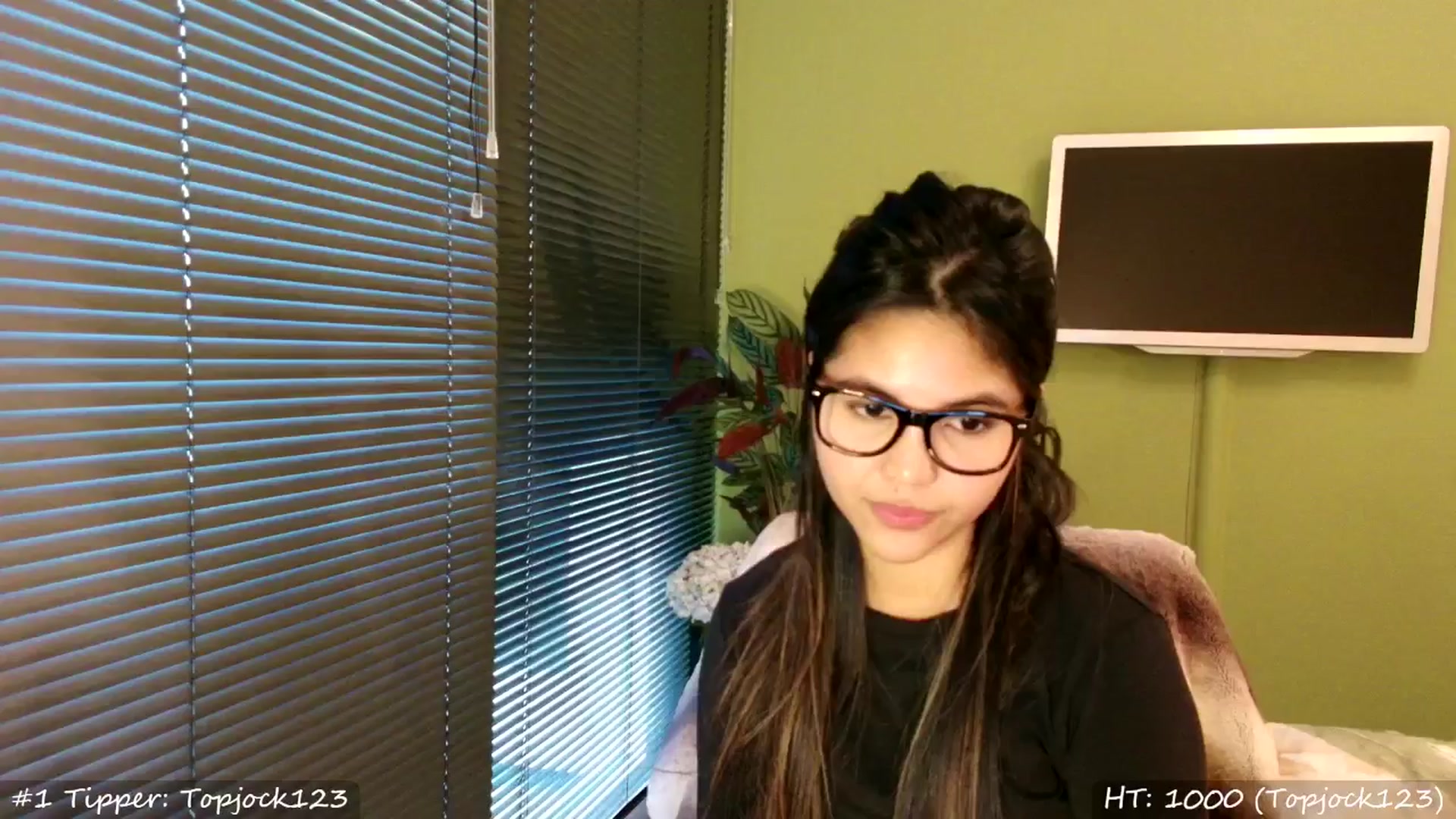 Gallery image thumbnail from MissMasie's myfreecams stream on, 06/22/2024, 22:20 image 6 of 20