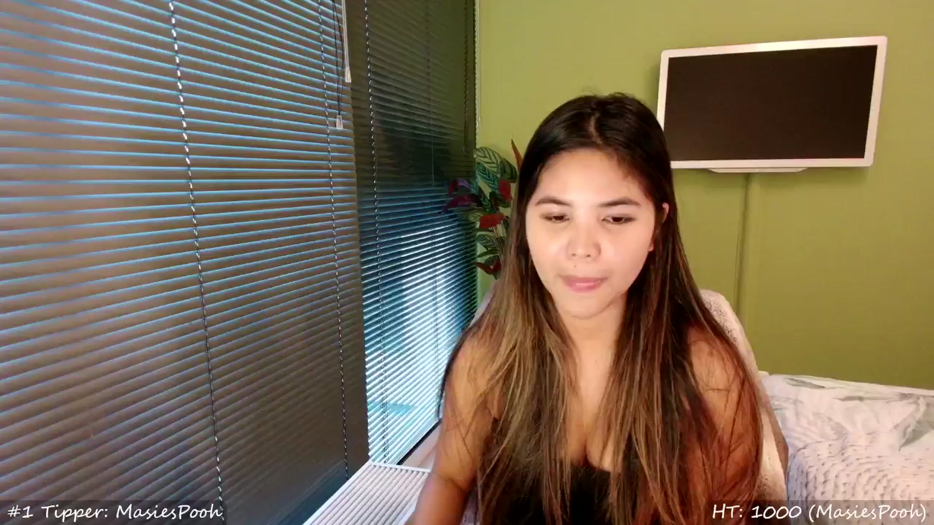 Gallery image thumbnail from MissMasie's myfreecams stream on, 06/23/2024, 20:30 image 13 of 20