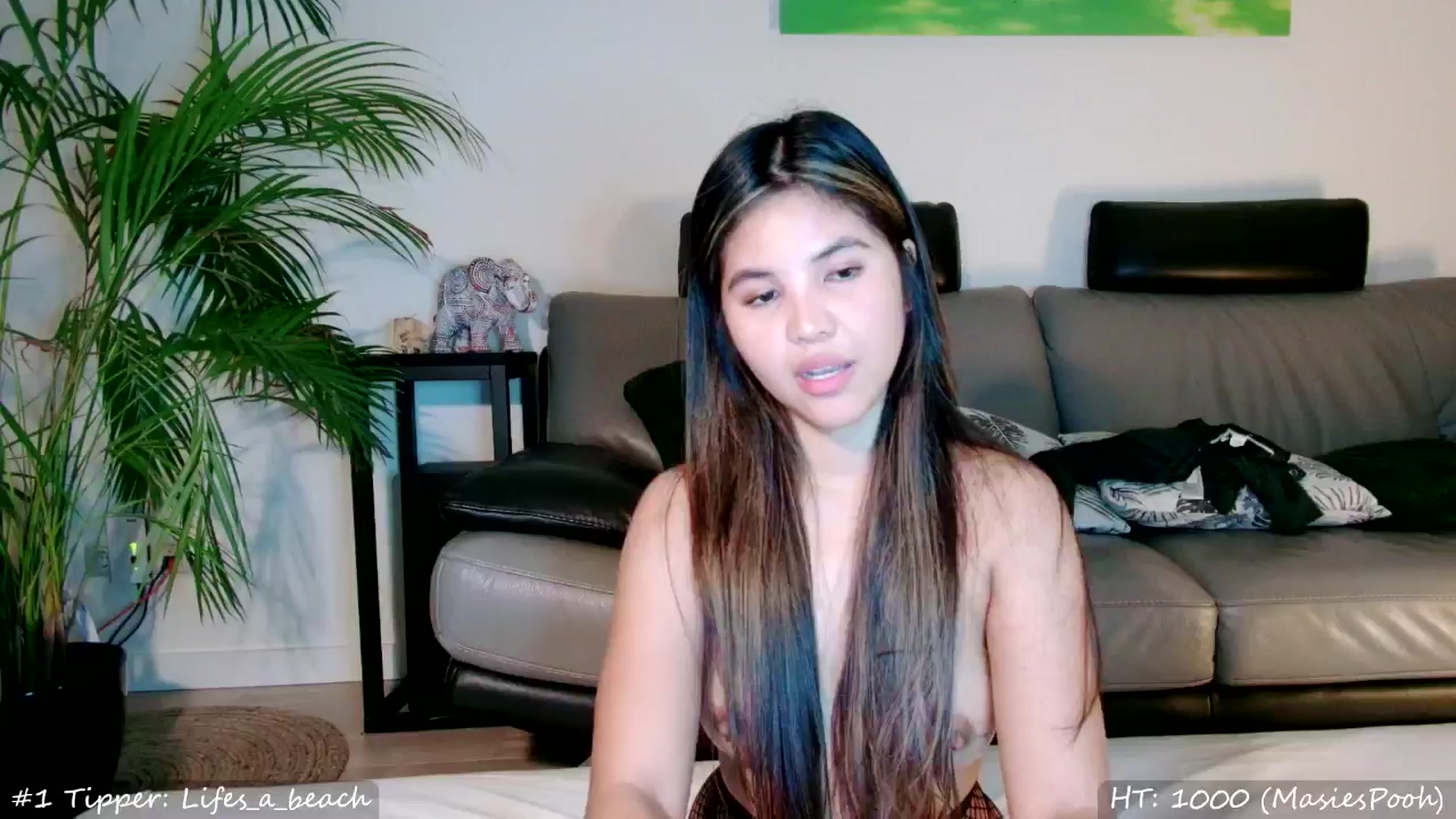 Gallery image thumbnail from MissMasie's myfreecams stream on, 08/17/2024, 24:33 image 16 of 20