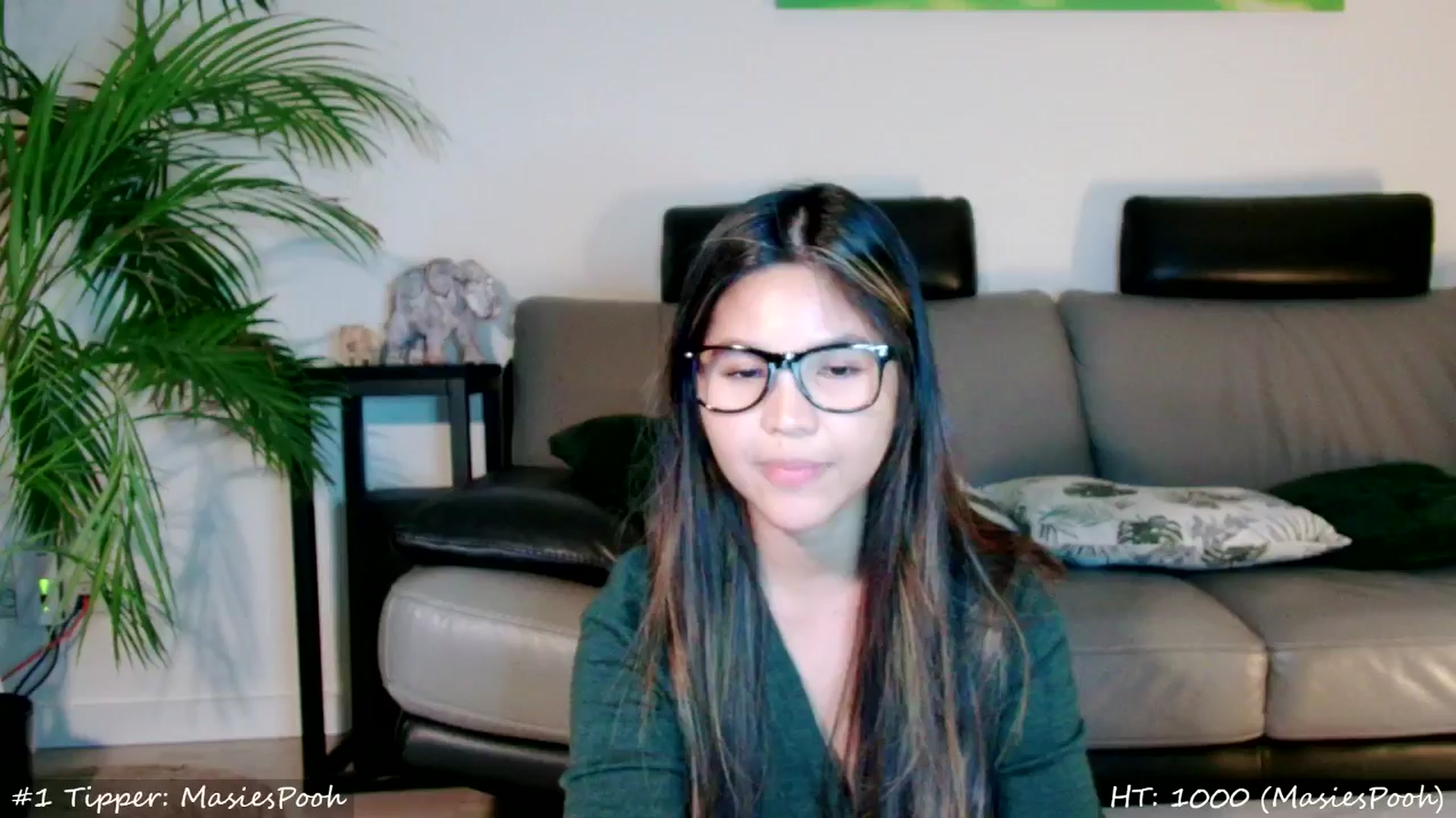 Gallery image thumbnail from MissMasie's myfreecams stream on, 08/17/2024, 24:33 image 8 of 20