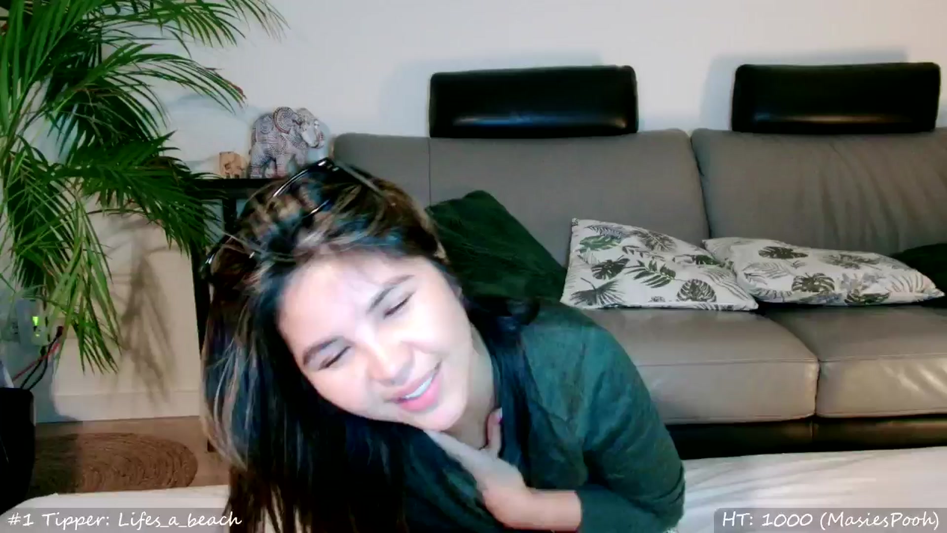 Gallery image thumbnail from MissMasie's myfreecams stream on, 08/17/2024, 24:33 image 12 of 20