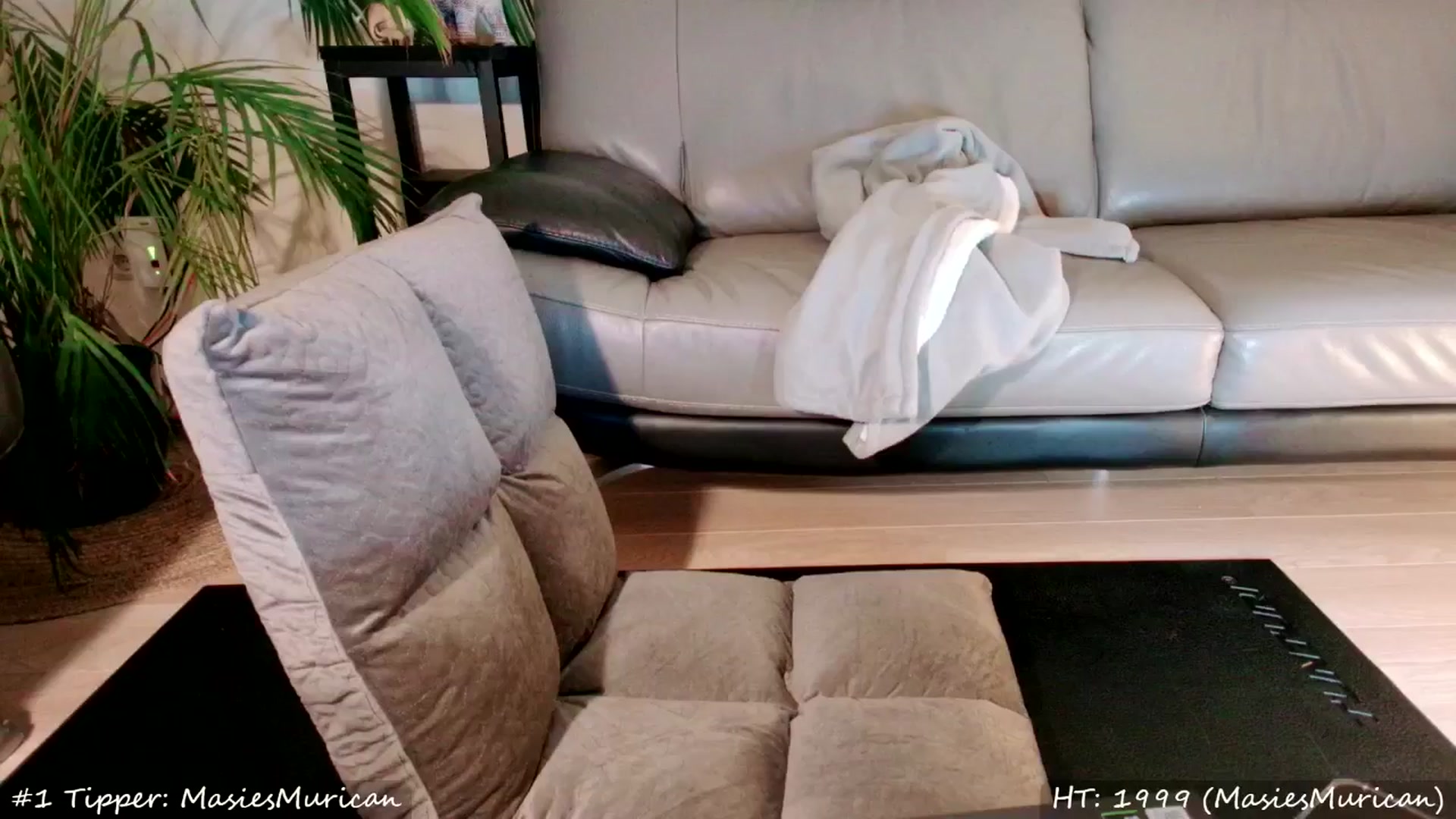 Gallery image thumbnail from MissMasie's myfreecams stream on, 08/30/2024, 21:39 image 6 of 20