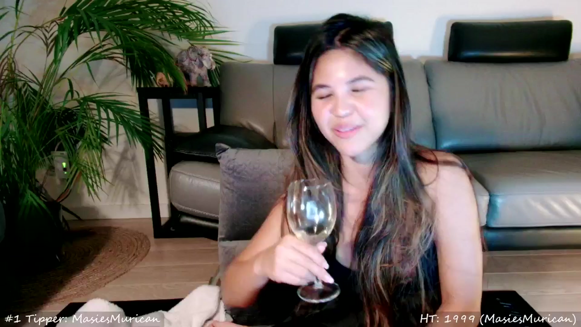 Gallery image thumbnail from MissMasie's myfreecams stream on, 08/30/2024, 21:39 image 20 of 20