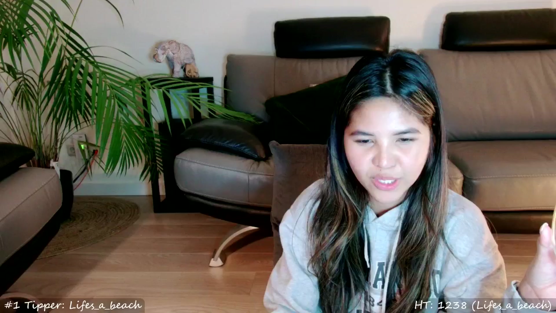 Gallery image thumbnail from MissMasie's myfreecams stream on, 09/27/2024, 23:44 image 14 of 20