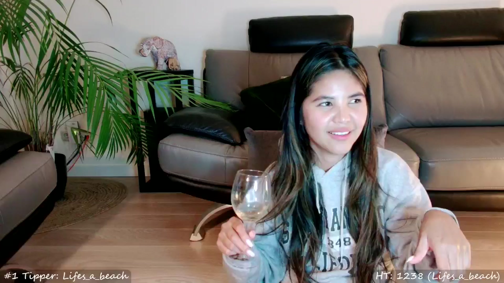 Gallery image thumbnail from MissMasie's myfreecams stream on, 09/27/2024, 23:44 image 18 of 20