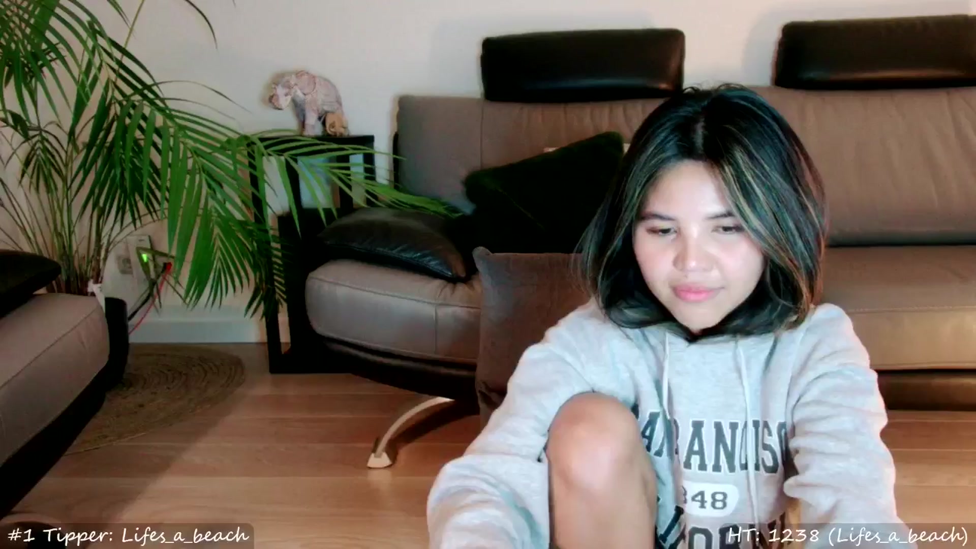 Gallery image thumbnail from MissMasie's myfreecams stream on, 09/27/2024, 23:44 image 4 of 20