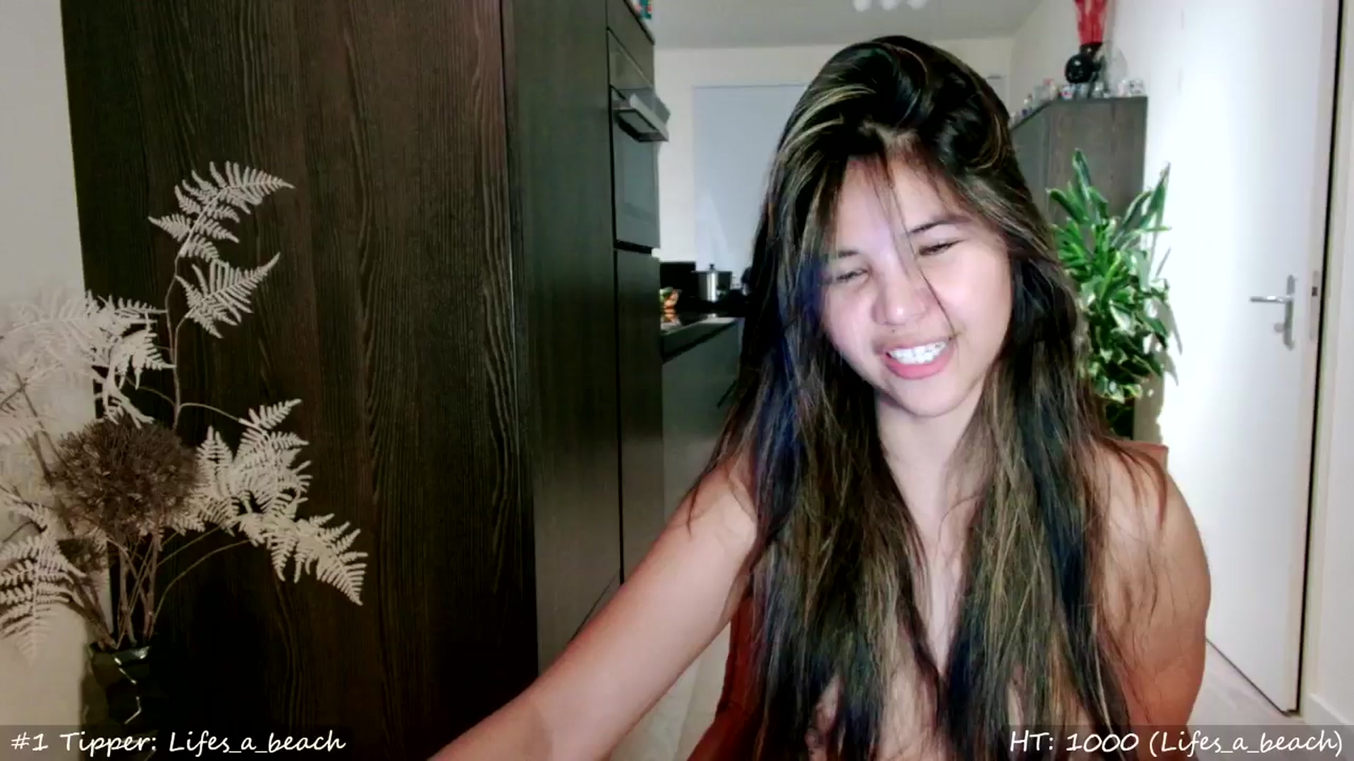 Gallery image thumbnail from MissMasie's myfreecams stream on, 11/01/2024, 23:00 image 18 of 20