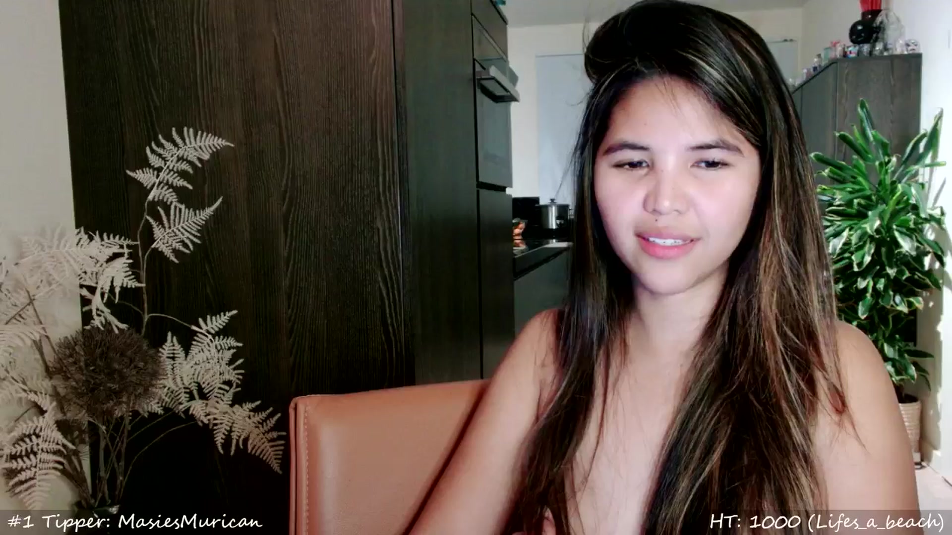 Gallery image thumbnail from MissMasie's myfreecams stream on, 11/02/2024, 24:02 image 4 of 20