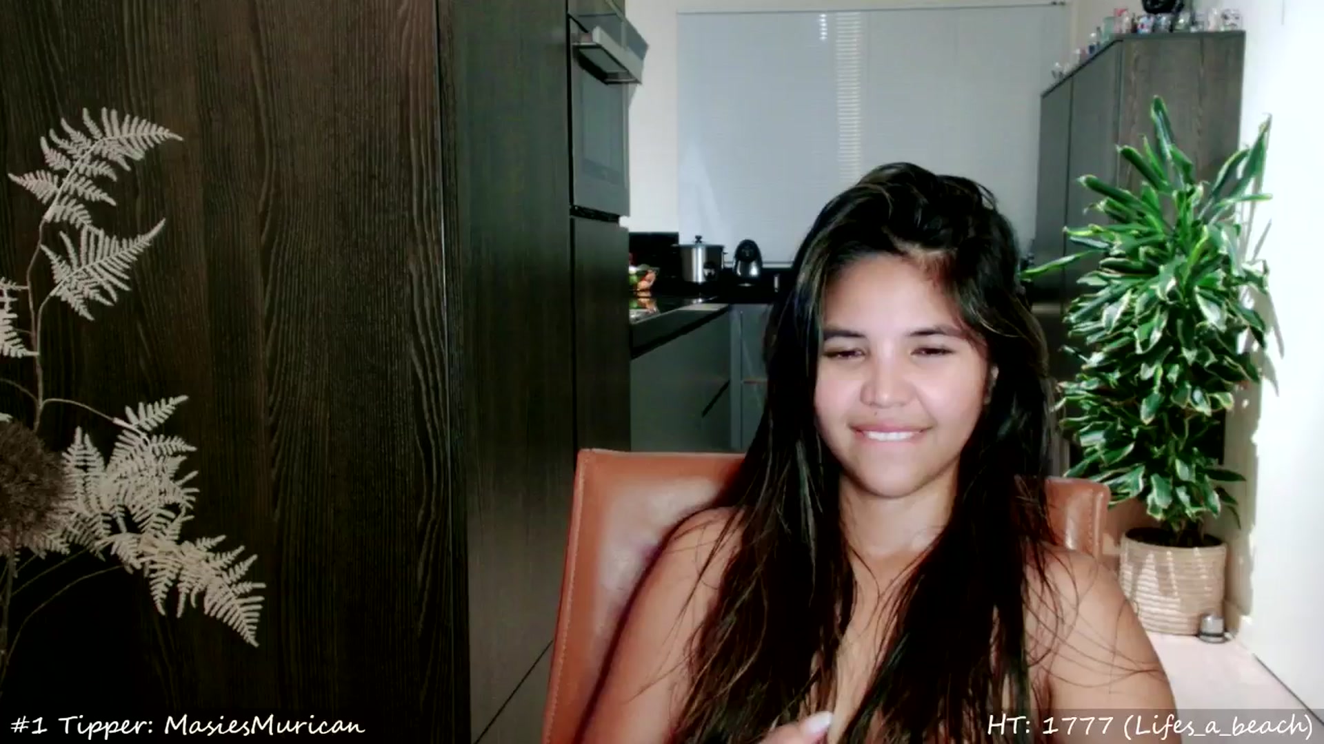 Gallery image thumbnail from MissMasie's myfreecams stream on, 11/02/2024, 24:02 image 19 of 20