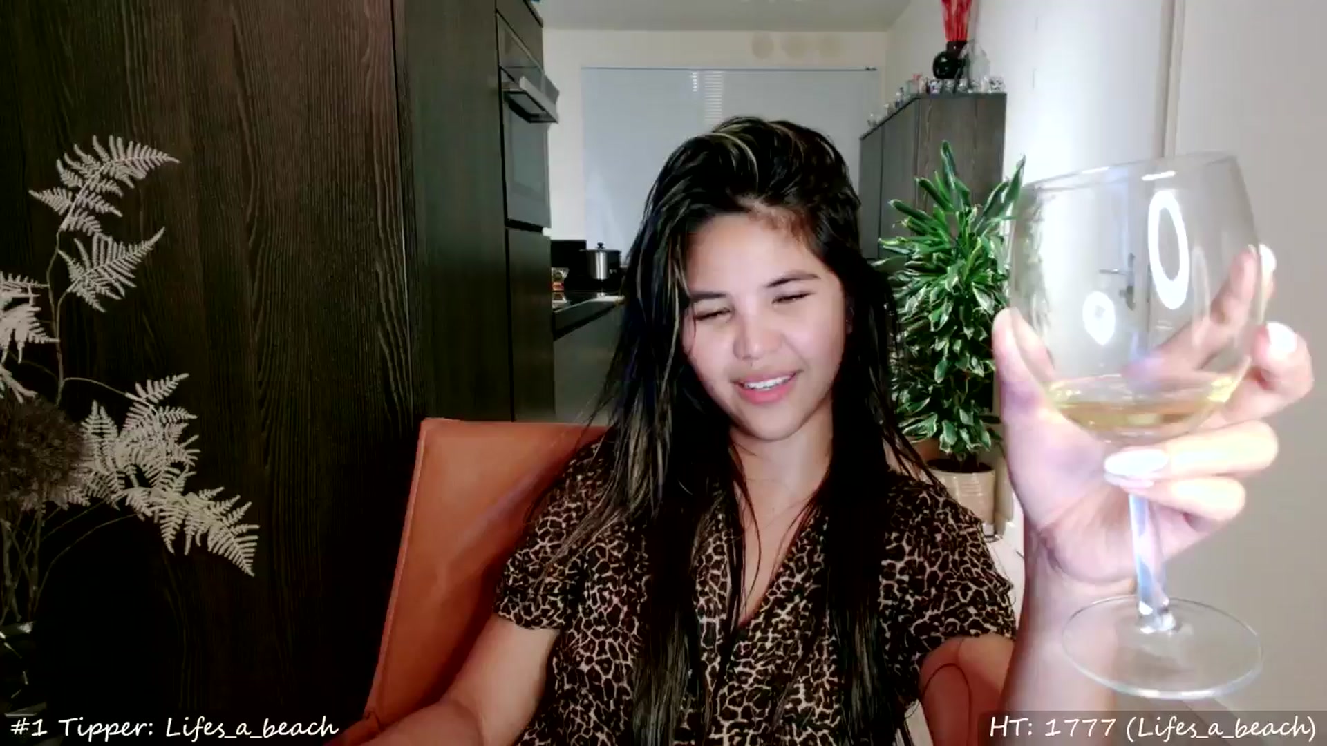 Gallery image thumbnail from MissMasie's myfreecams stream on, 11/02/2024, 02:52 image 9 of 20