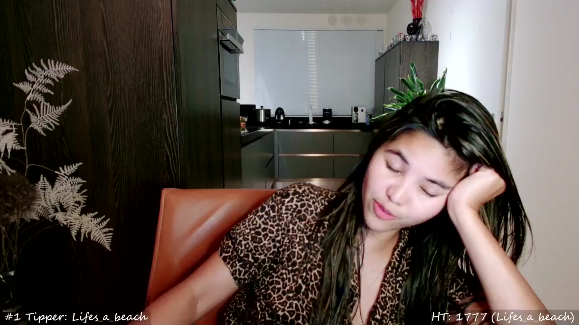 Gallery image thumbnail from MissMasie's myfreecams stream on, 11/02/2024, 02:52 image 10 of 20