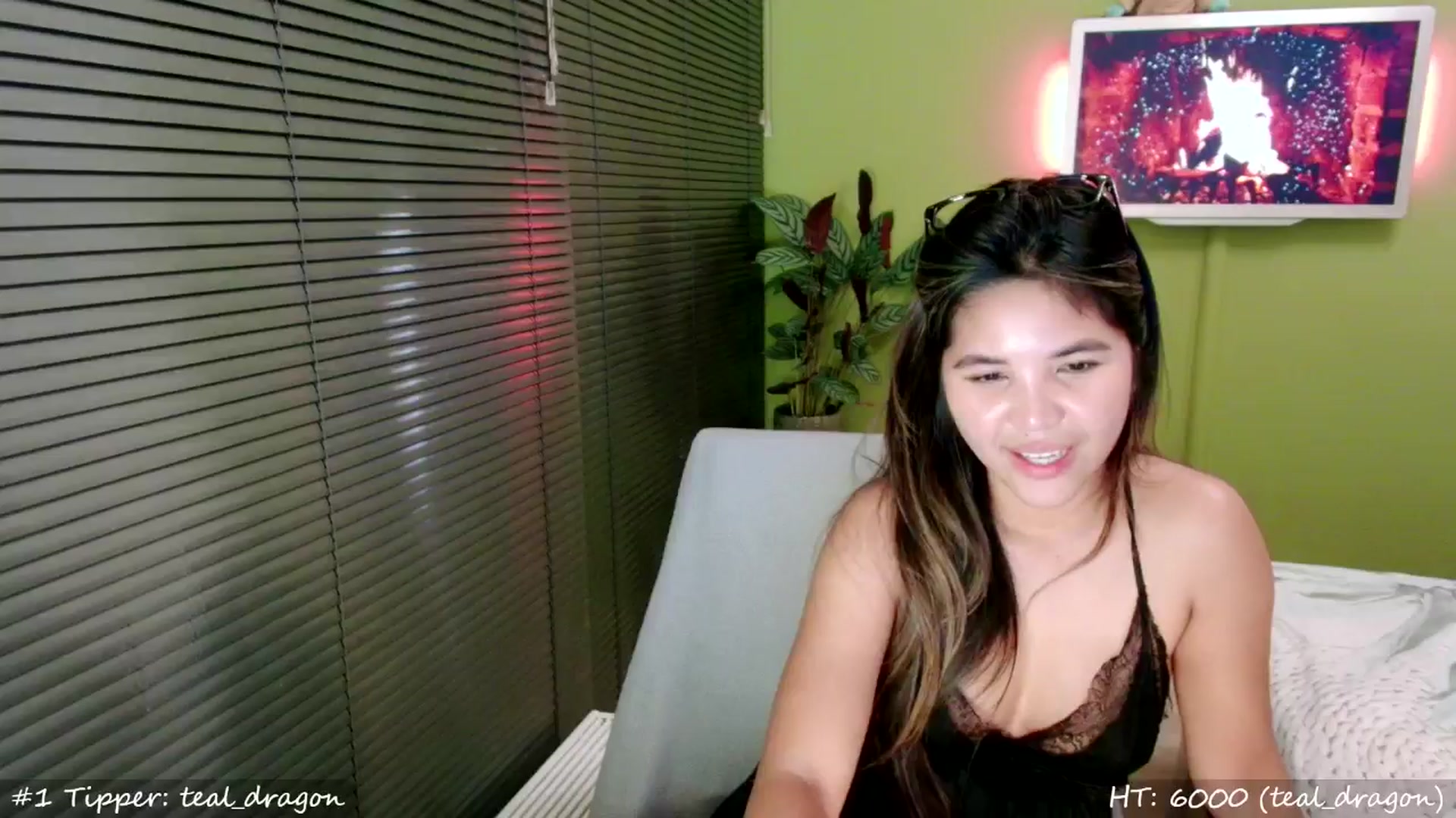 Gallery image thumbnail from MissMasie's myfreecams stream on, 11/09/2024, 23:07 image 14 of 20