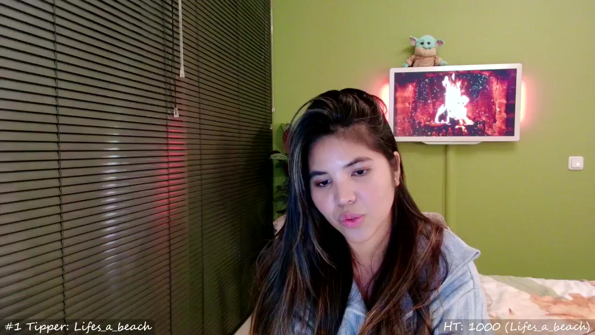 Gallery image thumbnail from MissMasie's myfreecams stream on, 11/16/2024, 24:13 image 12 of 20