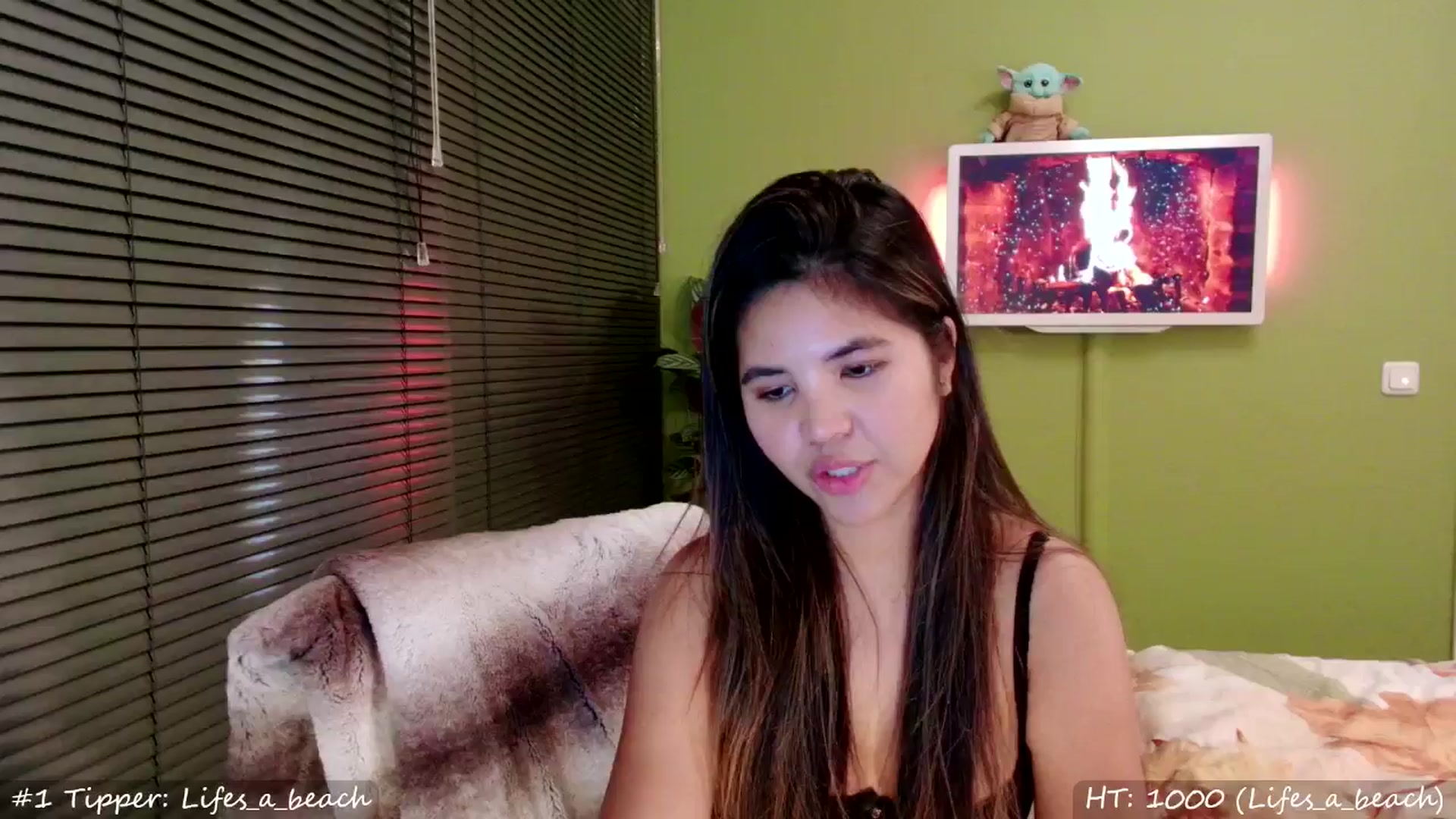 Gallery image thumbnail from MissMasie's myfreecams stream on, 11/16/2024, 24:13 image 19 of 20