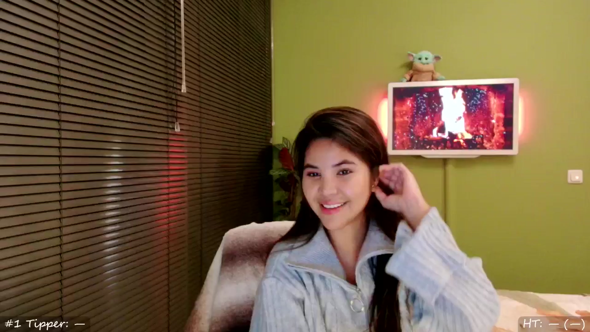 Gallery image thumbnail from MissMasie's myfreecams stream on, 11/16/2024, 24:13 image 1 of 20