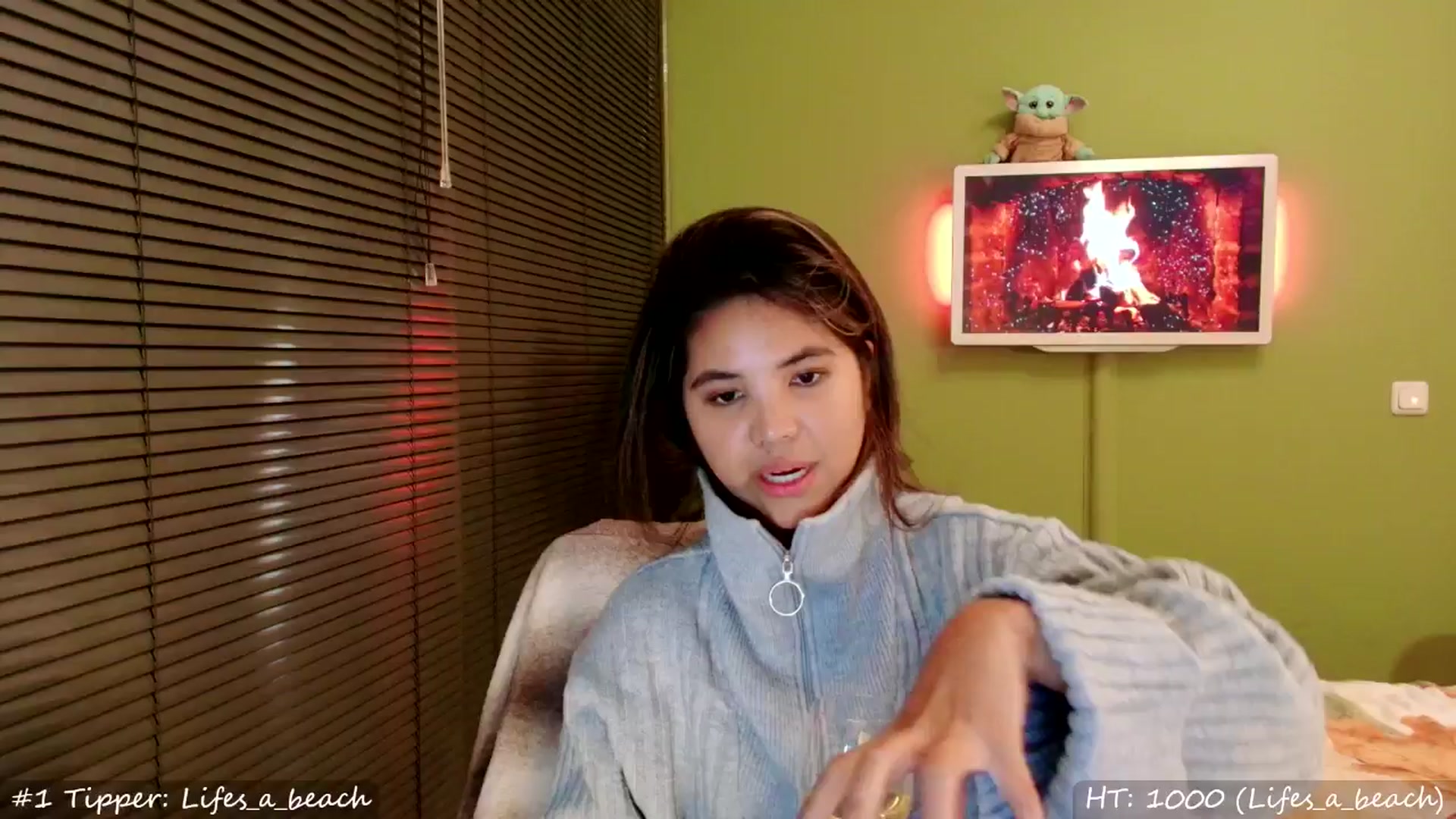 Gallery image thumbnail from MissMasie's myfreecams stream on, 11/16/2024, 24:13 image 7 of 20
