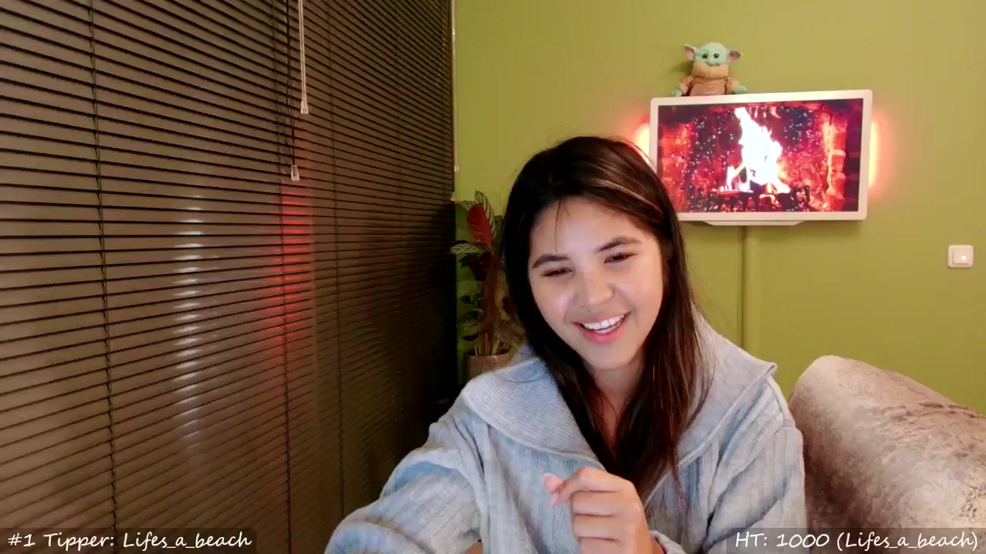Gallery image thumbnail from MissMasie's myfreecams stream on, 11/16/2024, 24:13 image 4 of 20
