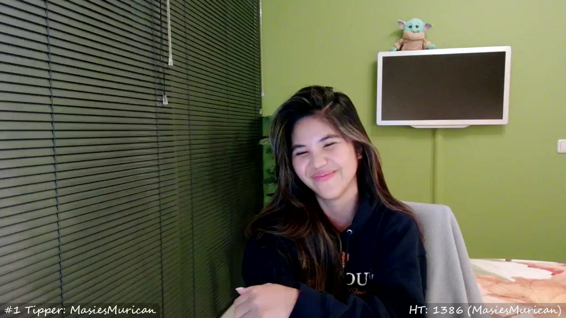 Gallery image thumbnail from MissMasie's myfreecams stream on, 11/17/2024, 23:07 image 20 of 20