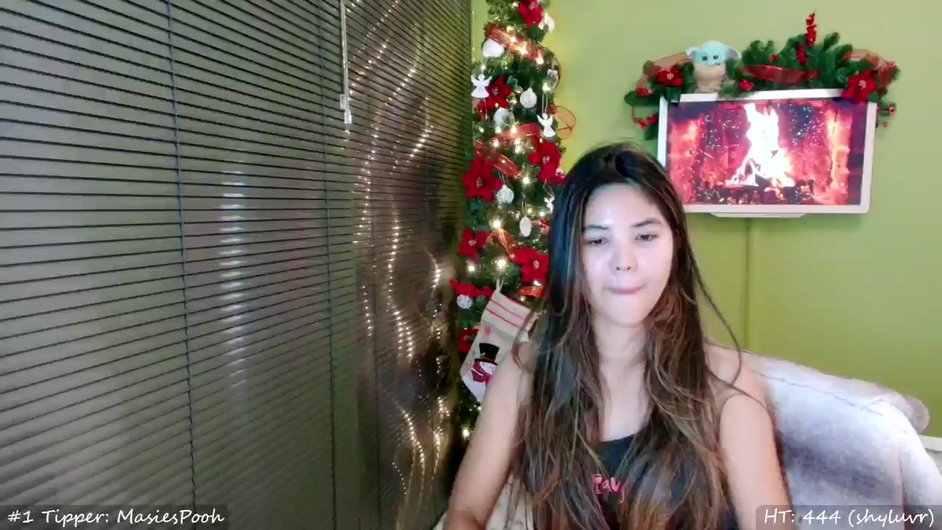 Gallery image thumbnail from MissMasie's myfreecams stream on, 12/01/2024, 20:22 image 5 of 20