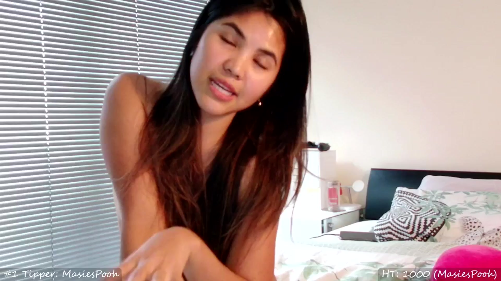 Gallery image thumbnail from MissMasie's myfreecams stream on, 02/06/2025, 16:06 image 3 of 20