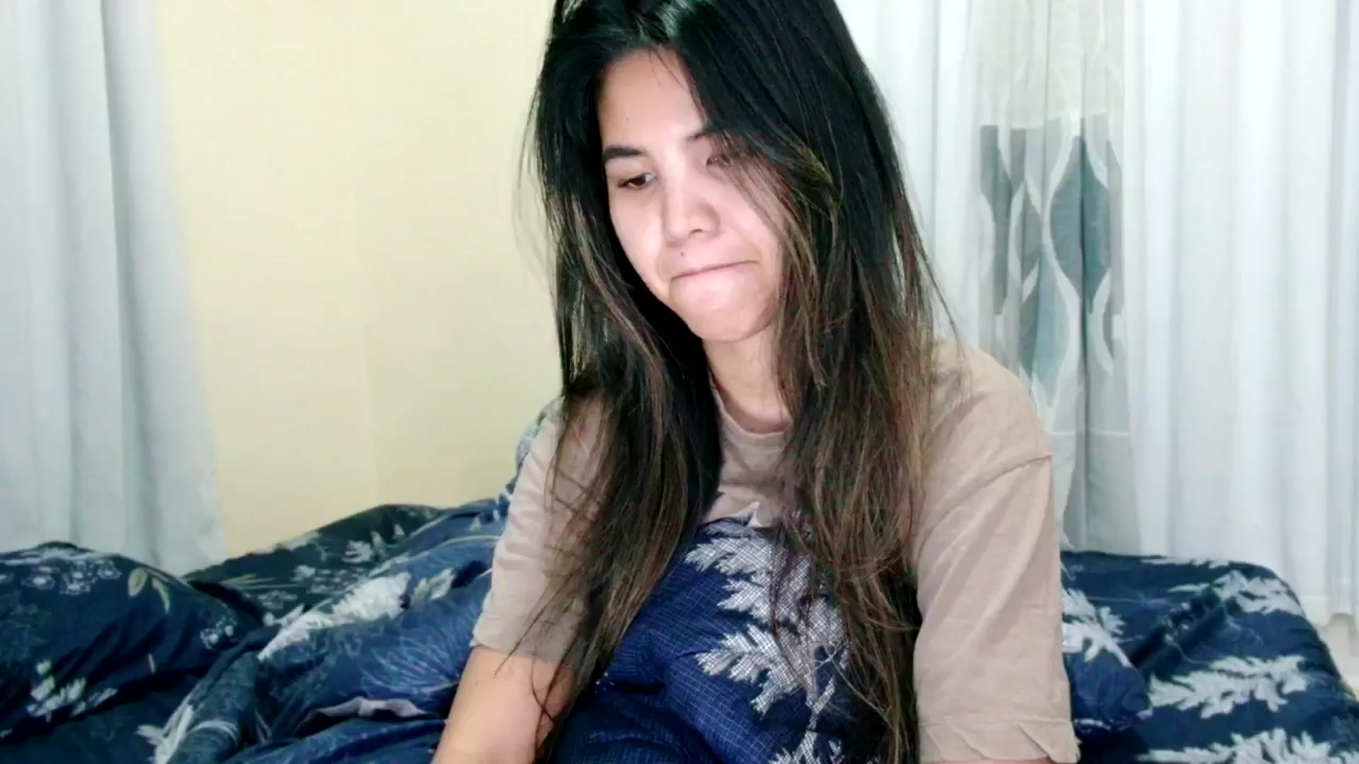 Gallery image thumbnail from MissMasie's myfreecams stream on, 03/24/2025, 24:00 image 6 of 20