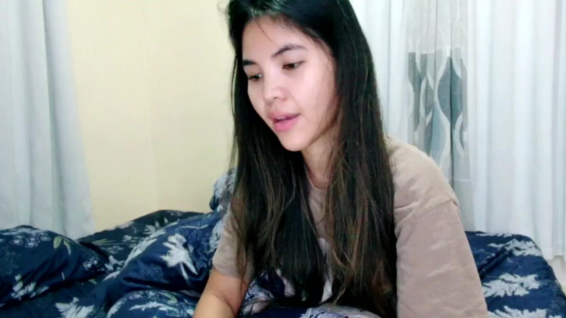 Gallery image thumbnail from MissMasie's myfreecams stream on, 03/24/2025, 24:00 image 10 of 20