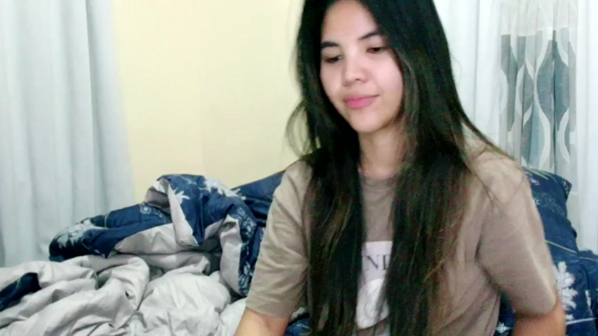 Gallery image thumbnail from MissMasie's myfreecams stream on, 03/24/2025, 01:05 image 10 of 20