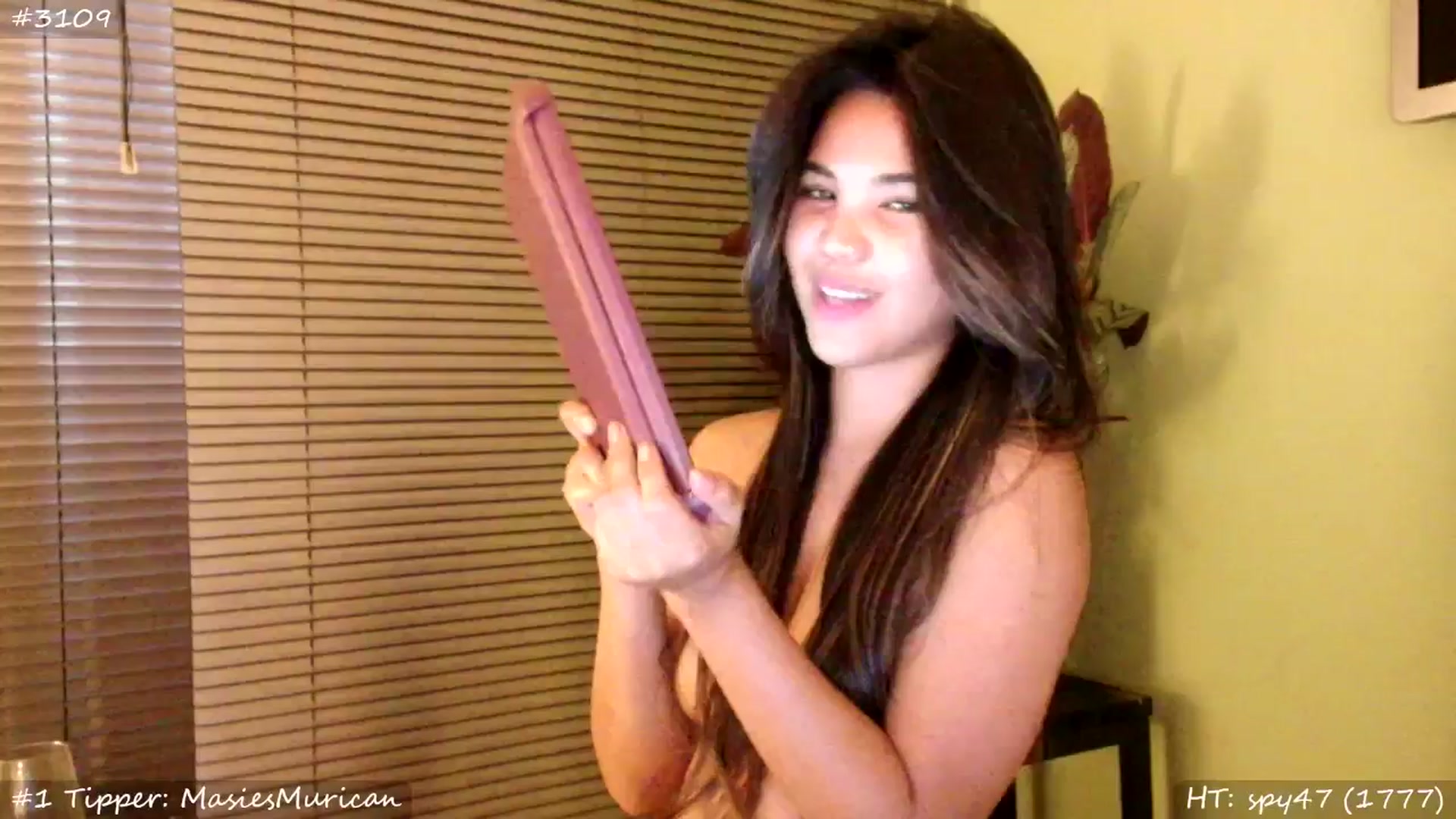 Gallery image thumbnail from MissMasie's myfreecams stream on, 06/20/2025, 22:34 image 20 of 20