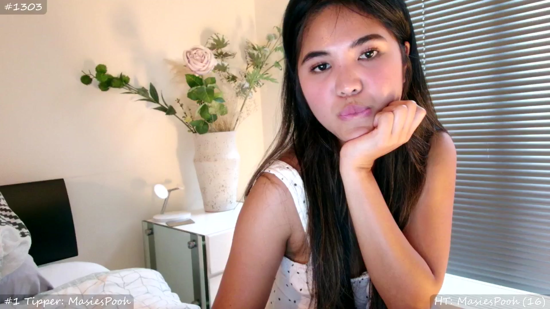 Gallery image thumbnail from MissMasie's myfreecams stream on, 06/26/2025, 19:15 image 9 of 20