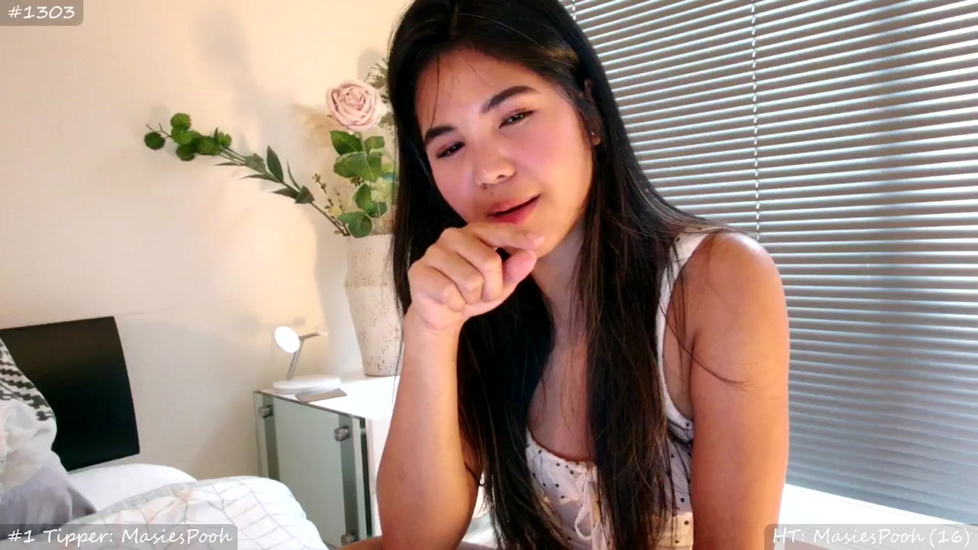 Gallery image thumbnail from MissMasie's myfreecams stream on, 06/26/2025, 19:15 image 5 of 20