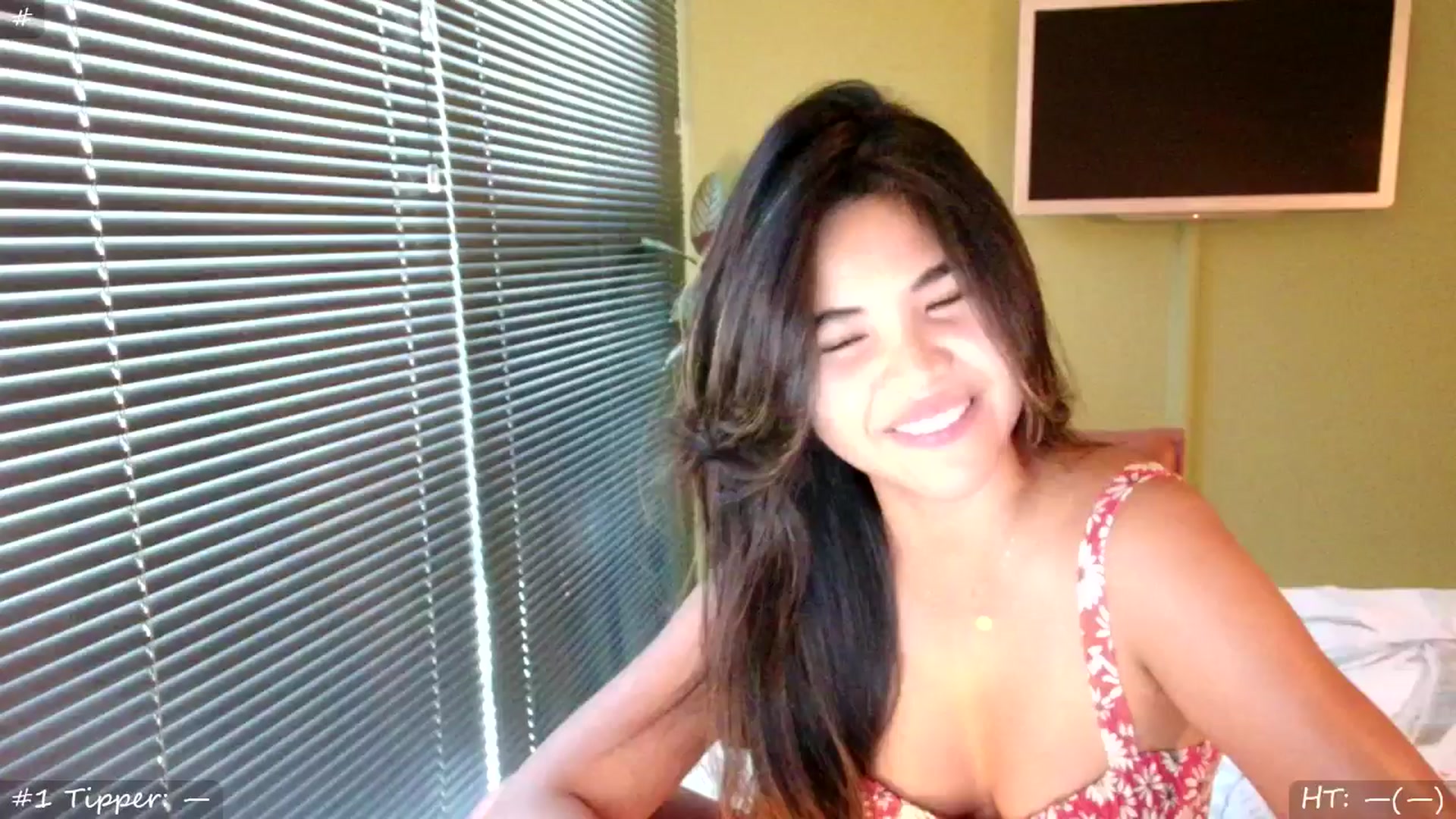 Gallery image thumbnail from MissMasie's myfreecams stream on, 07/04/2025, 19:27 image 1 of 20