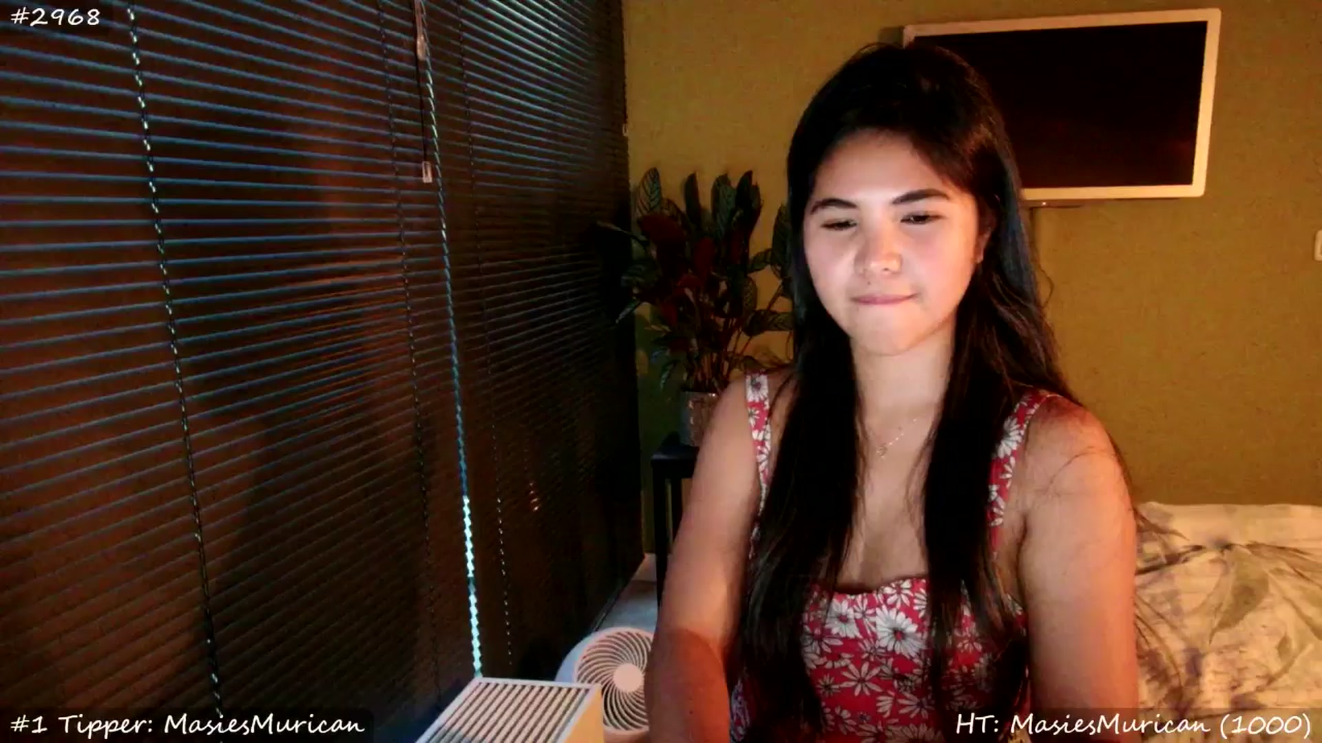 Gallery image thumbnail from MissMasie's myfreecams stream on, 07/04/2025, 21:03 image 11 of 20