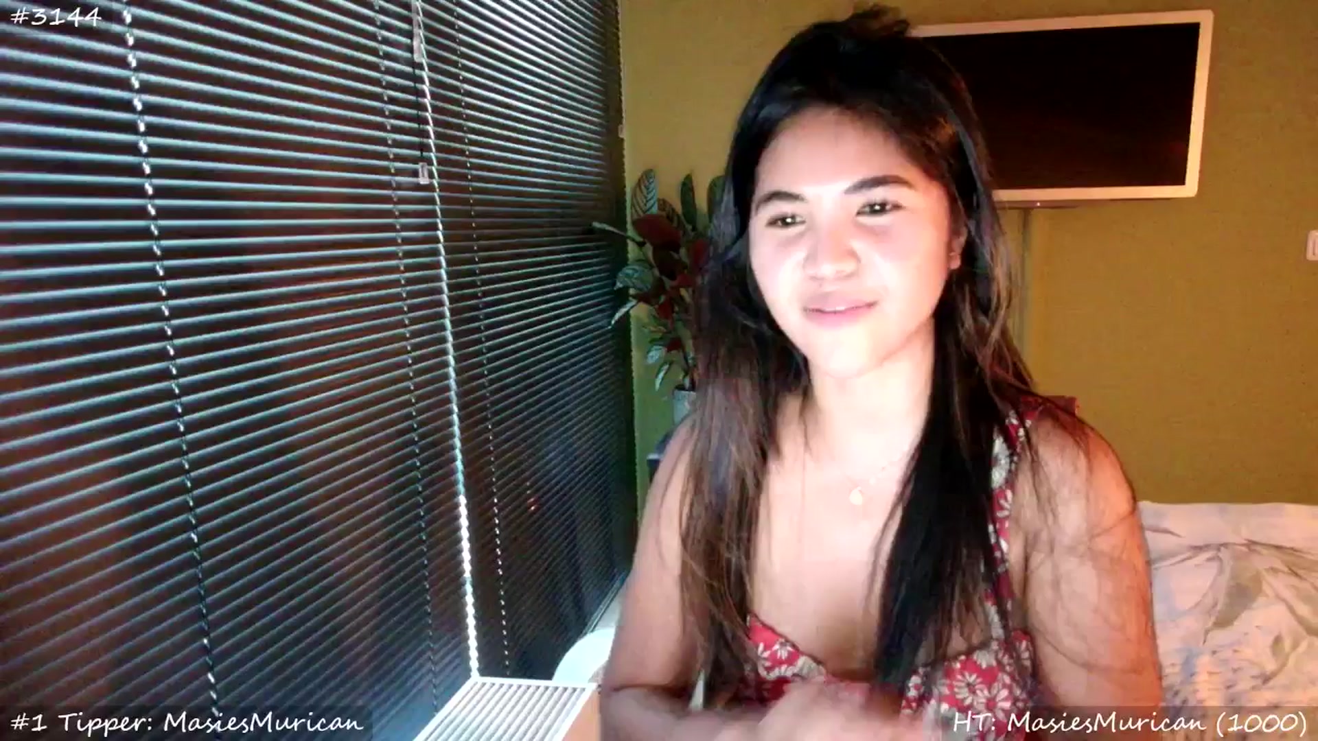 Gallery image thumbnail from MissMasie's myfreecams stream on, 07/04/2025, 21:03 image 6 of 20