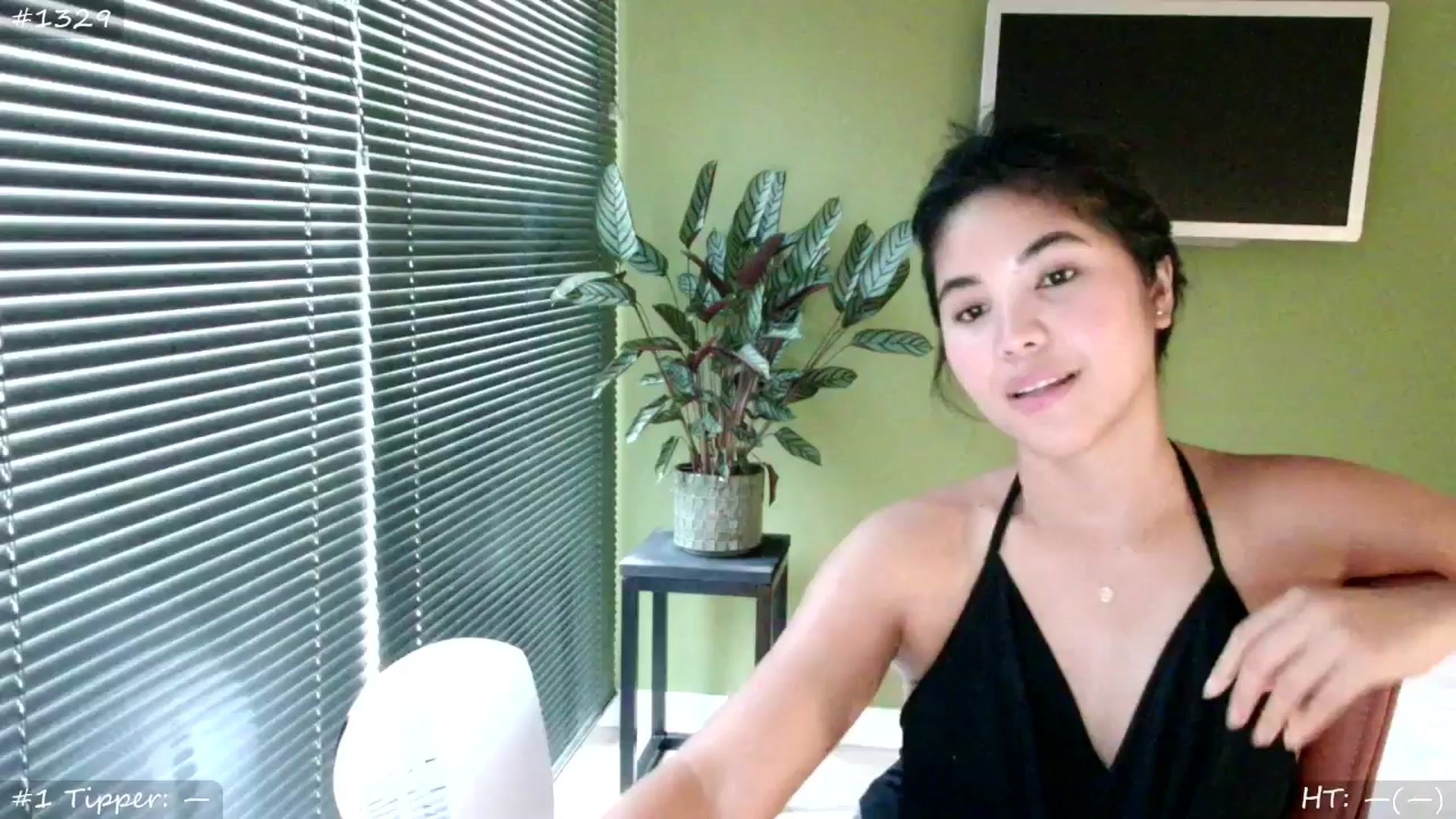 Gallery image thumbnail from MissMasie's myfreecams stream on, 07/12/2025, 23:23 image 1 of 20