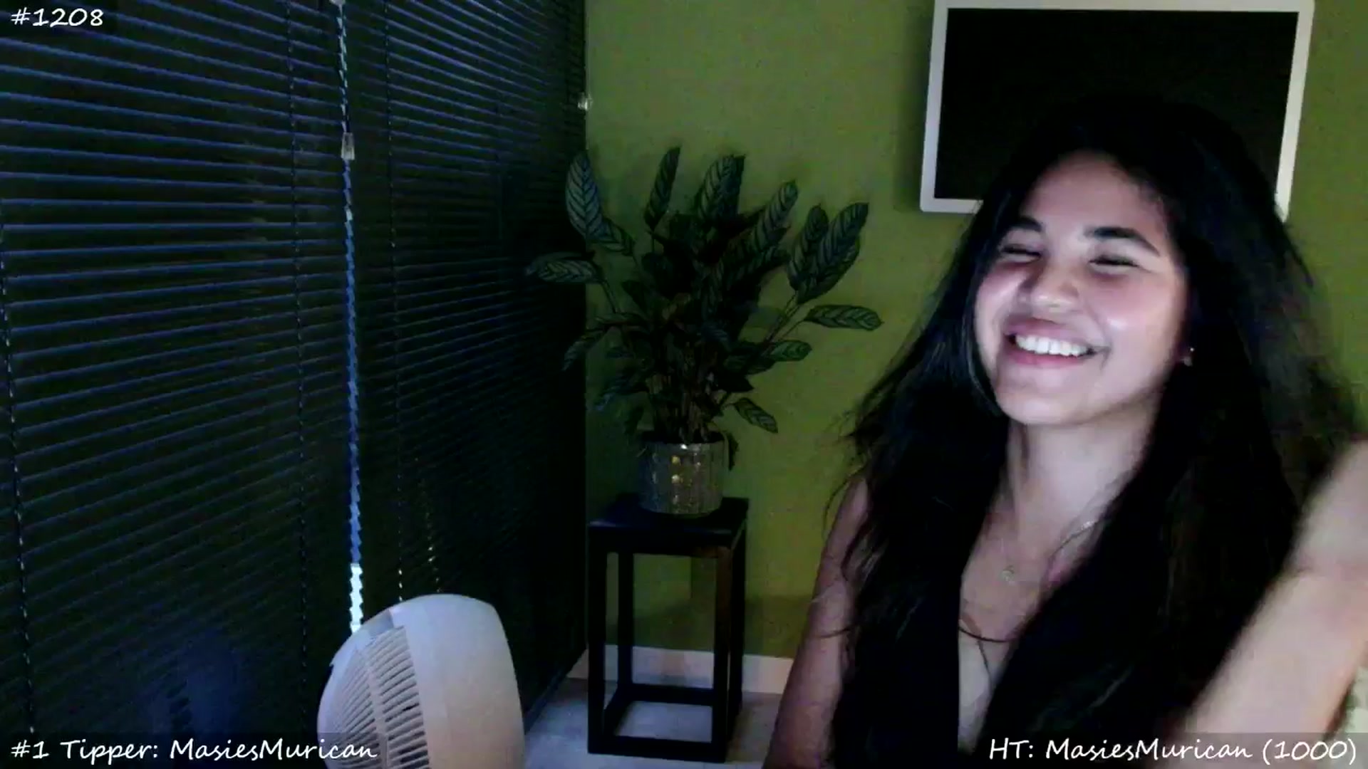 Gallery image thumbnail from MissMasie's myfreecams stream on, 07/12/2025, 23:23 image 6 of 20