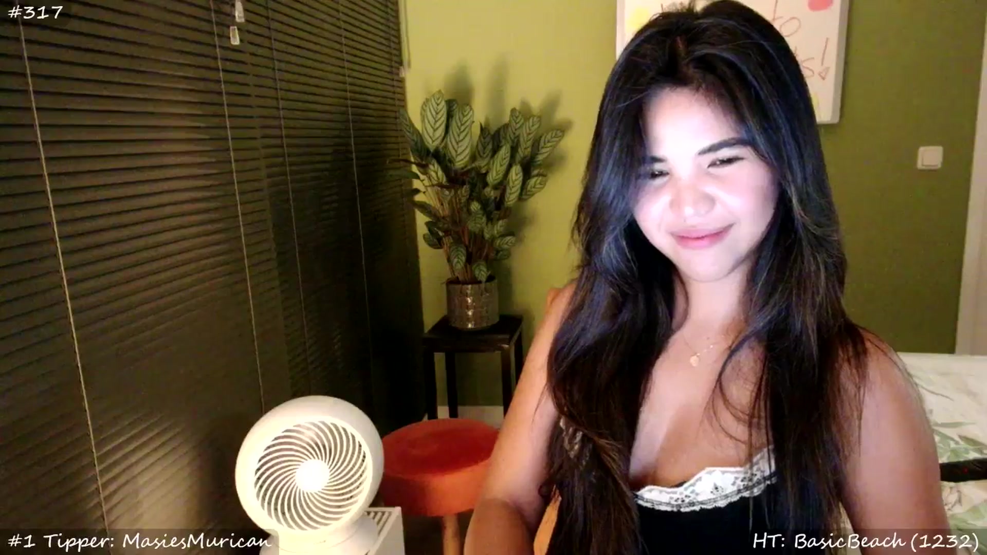Gallery image thumbnail from MissMasie's myfreecams stream on, 07/24/2025, 21:14 image 13 of 20