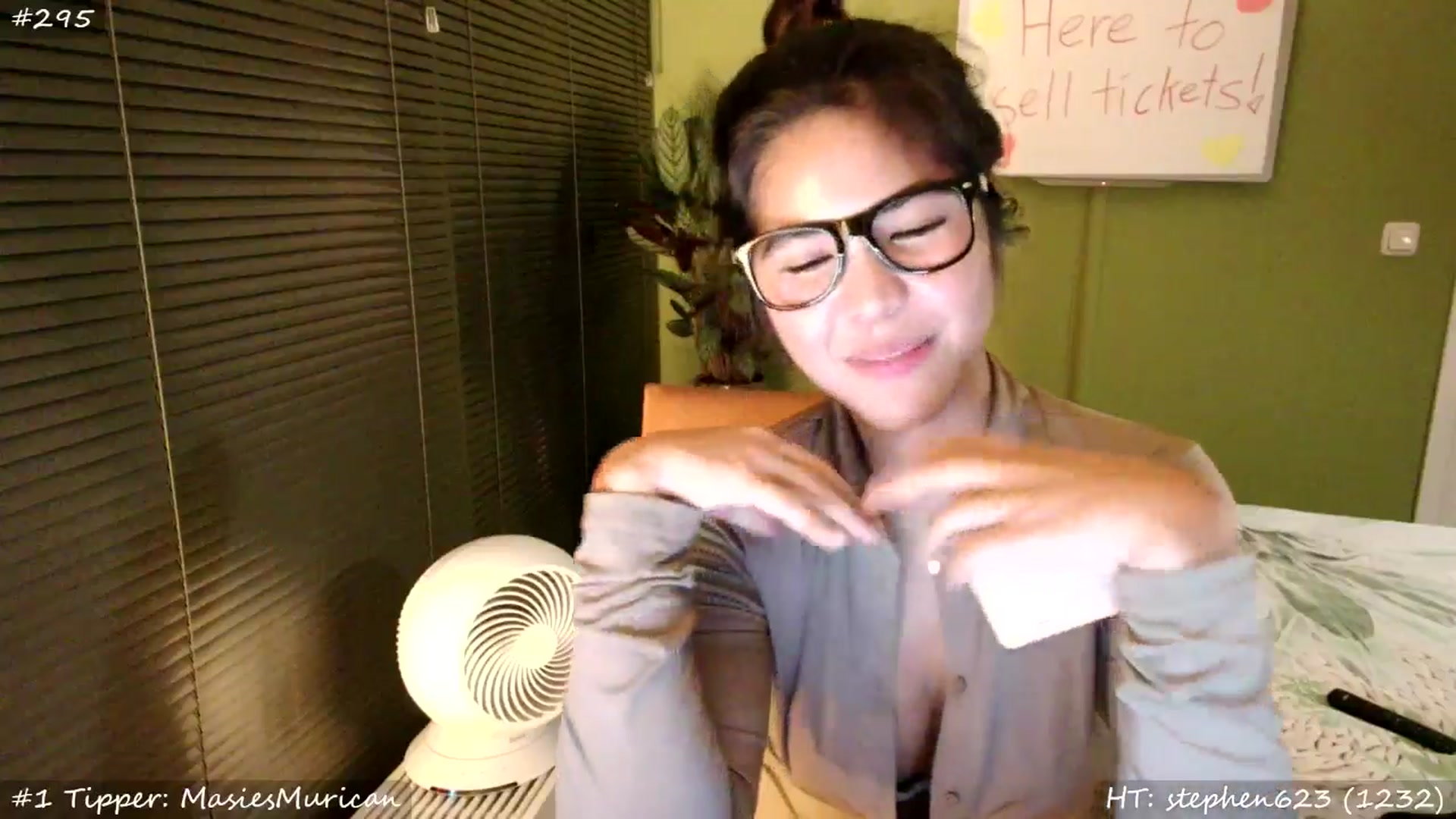 Gallery image thumbnail from MissMasie's myfreecams stream on, 07/26/2025, 24:10 image 12 of 20