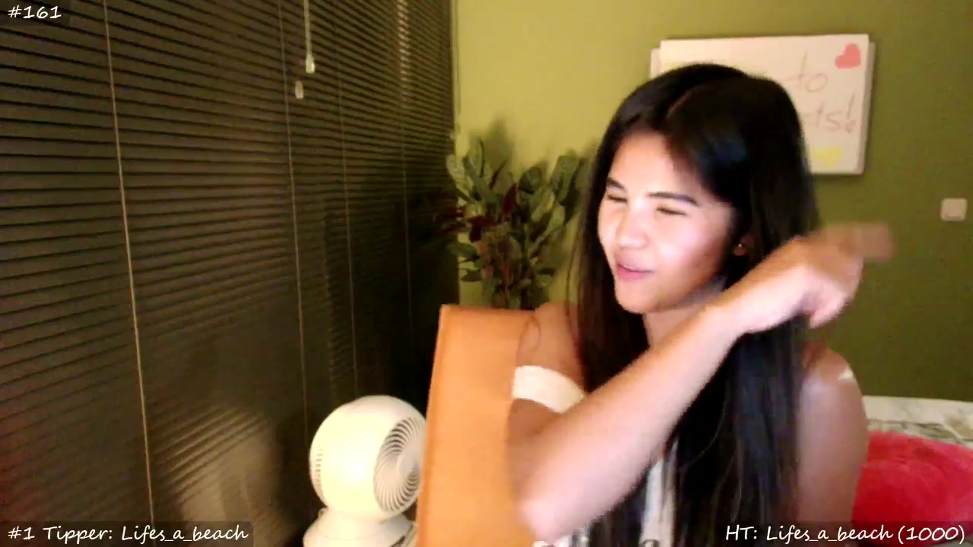 Gallery image thumbnail from MissMasie's myfreecams stream on, 08/01/2025, 23:02 image 19 of 20