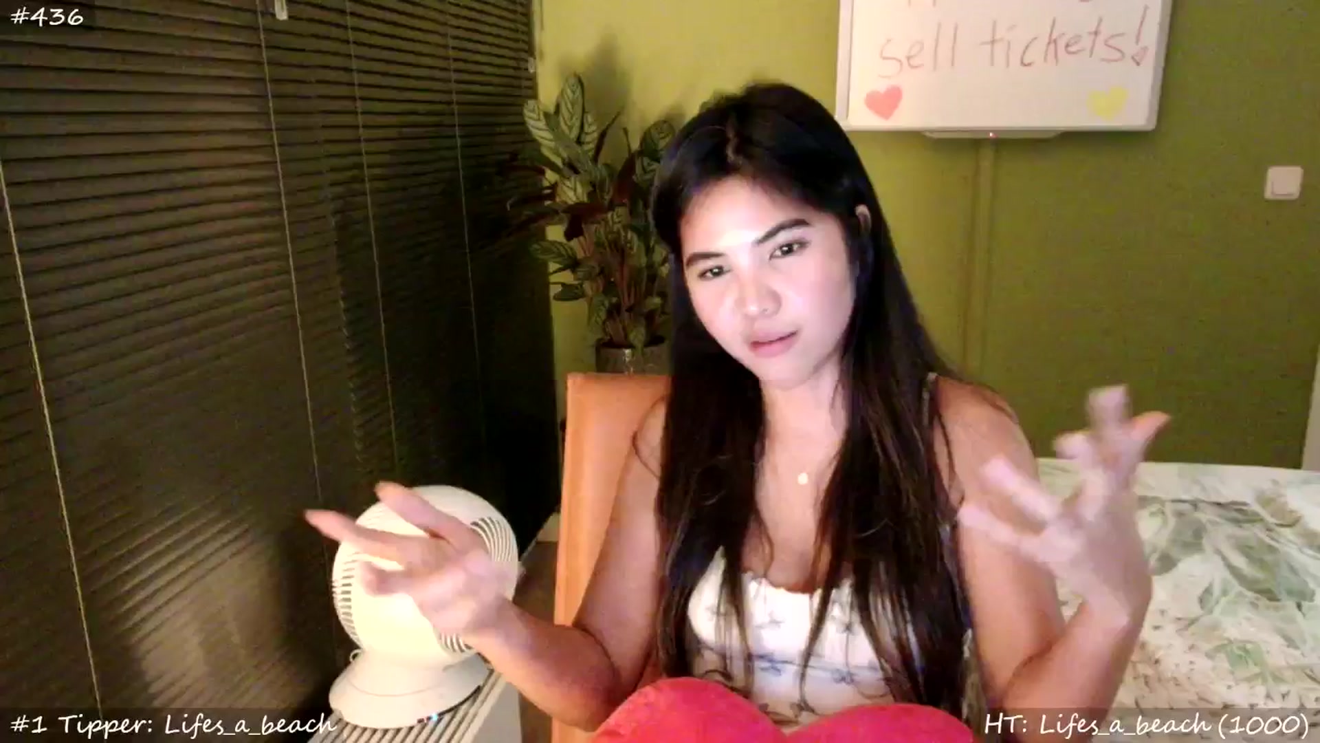 Gallery image thumbnail from MissMasie's myfreecams stream on, 08/01/2025, 23:02 image 12 of 20