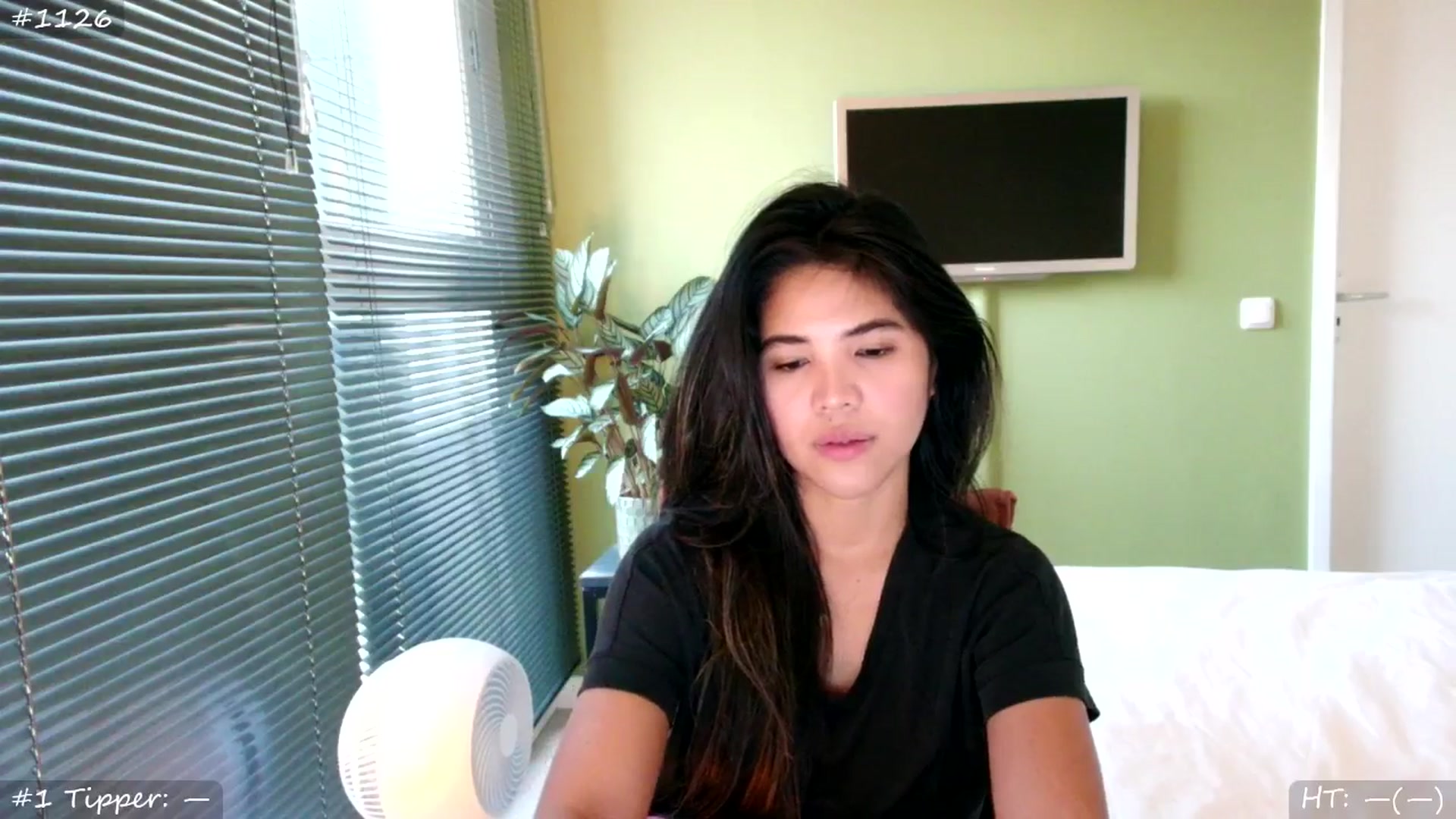 Gallery image thumbnail from MissMasie's myfreecams stream on, 08/09/2025, 19:04 image 2 of 20