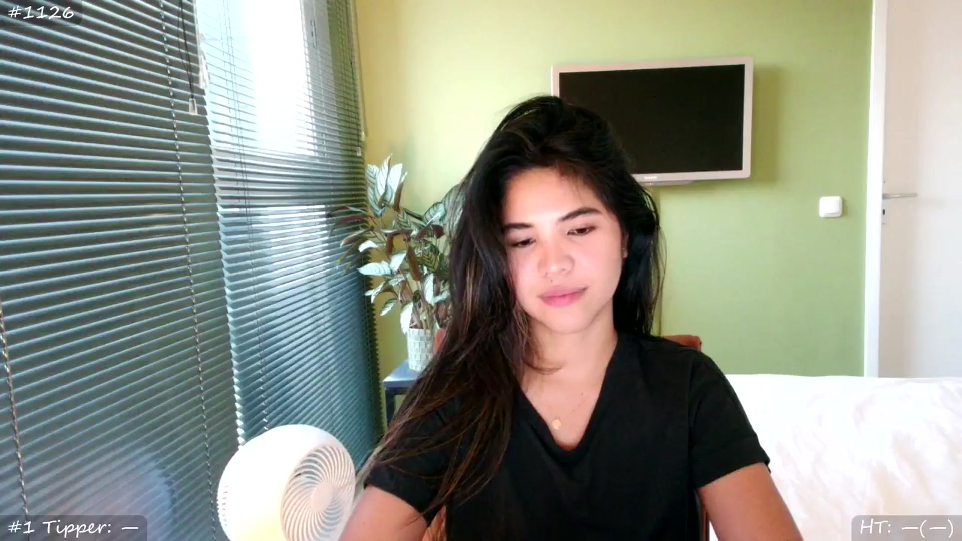 Gallery image thumbnail from MissMasie's myfreecams stream on, 08/09/2025, 19:04 image 11 of 20
