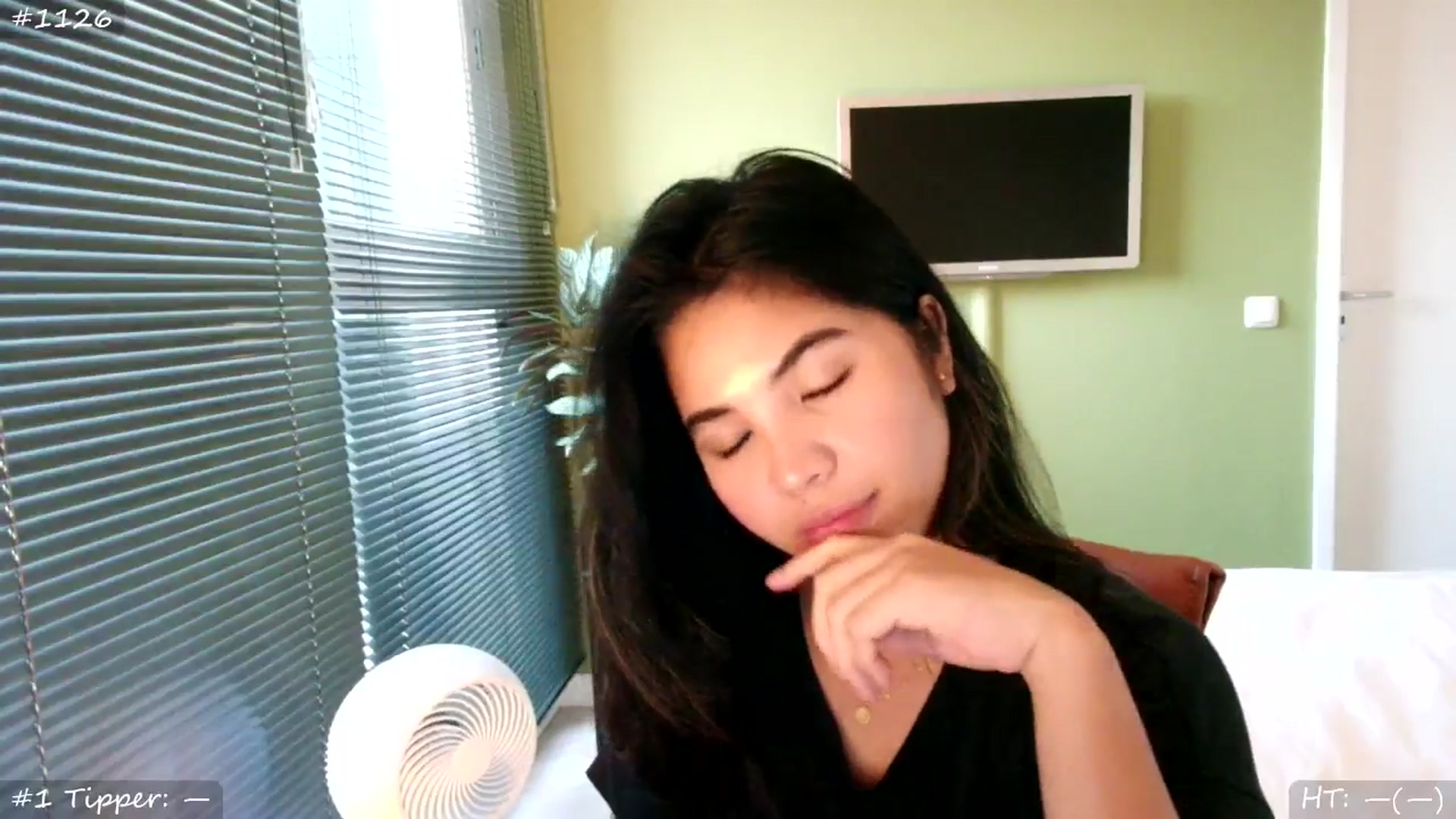 Gallery image thumbnail from MissMasie's myfreecams stream on, 08/09/2025, 19:04 image 15 of 20