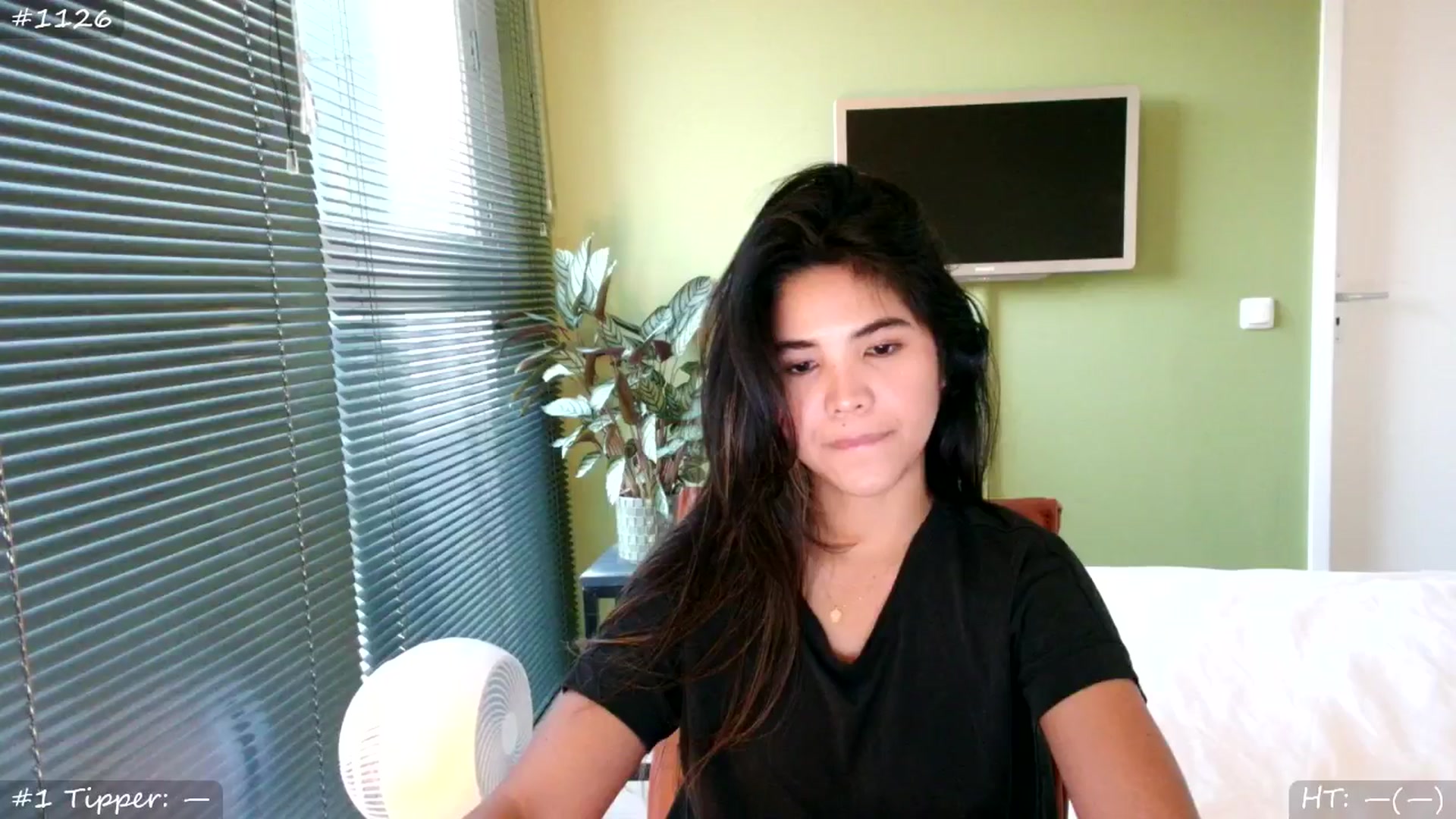 Gallery image thumbnail from MissMasie's myfreecams stream on, 08/09/2025, 19:04 image 13 of 20