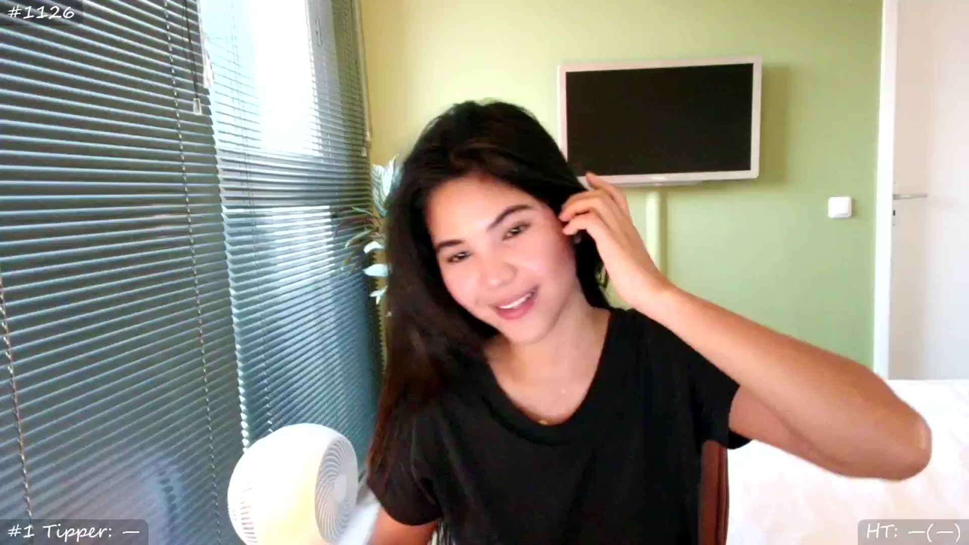 Gallery image thumbnail from MissMasie's myfreecams stream on, 08/09/2025, 19:04 image 18 of 20