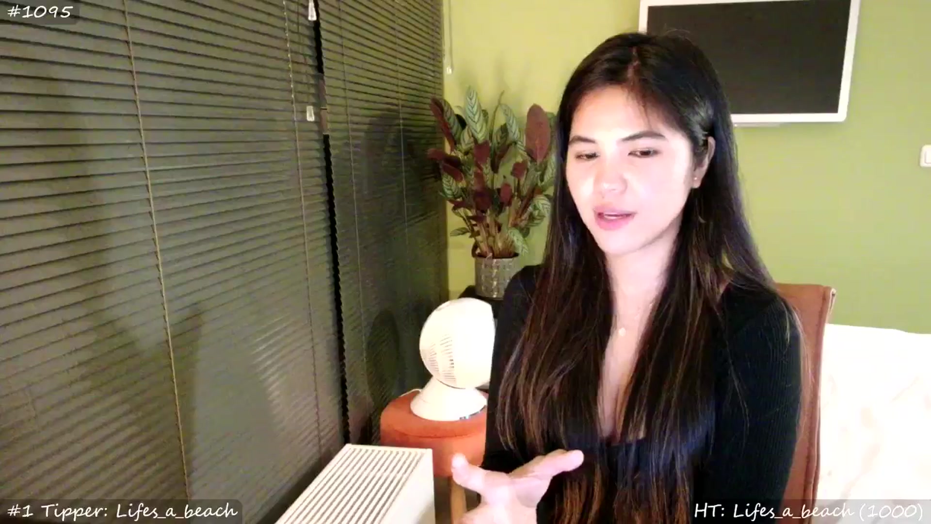 Gallery image thumbnail from MissMasie's myfreecams stream on, 08/29/2025, 21:37 image 13 of 20