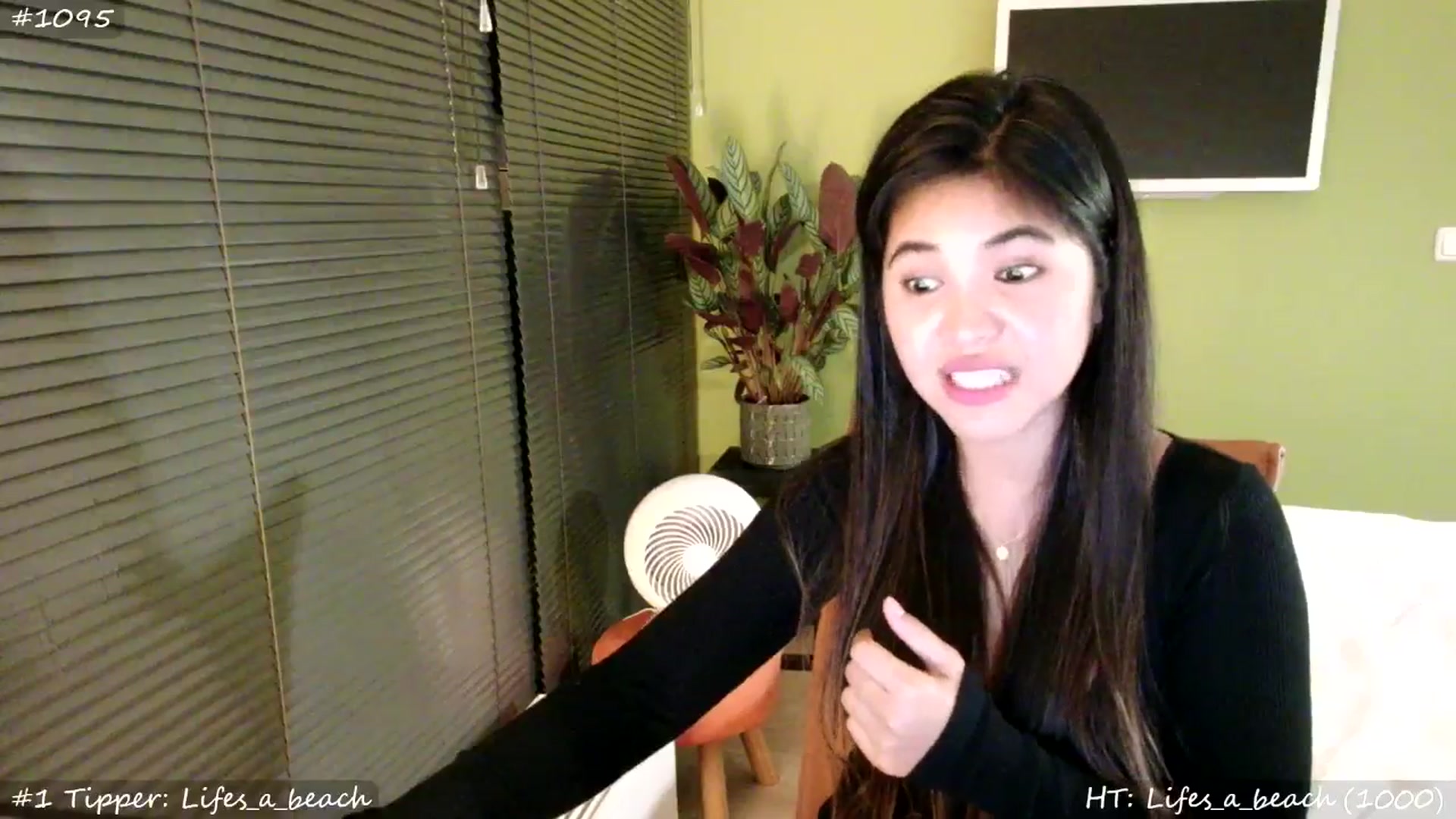 Gallery image thumbnail from MissMasie's myfreecams stream on, 08/29/2025, 21:37 image 10 of 20